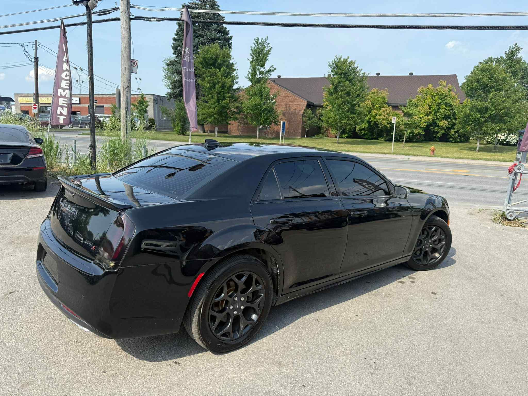Chrysler 300 2021 - Image 6