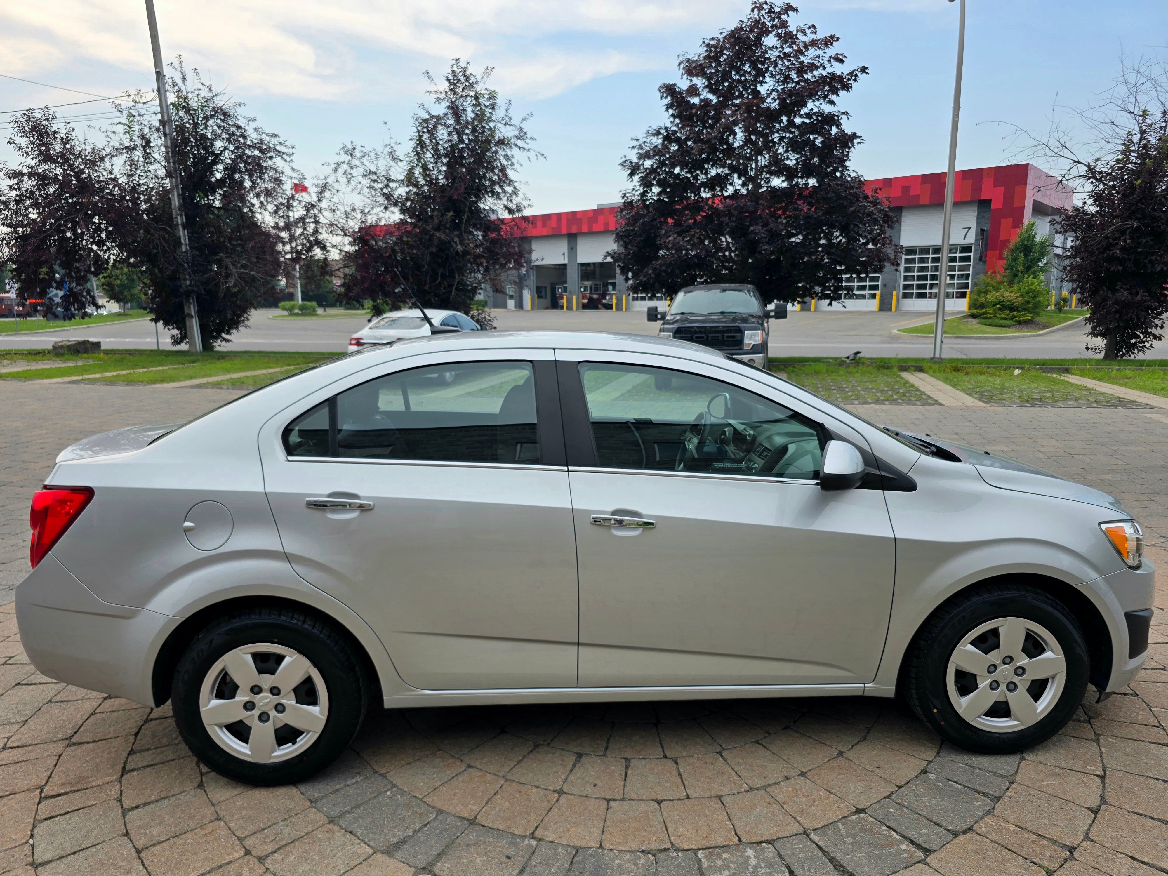 Chevrolet Sonic 2012 - Image 6