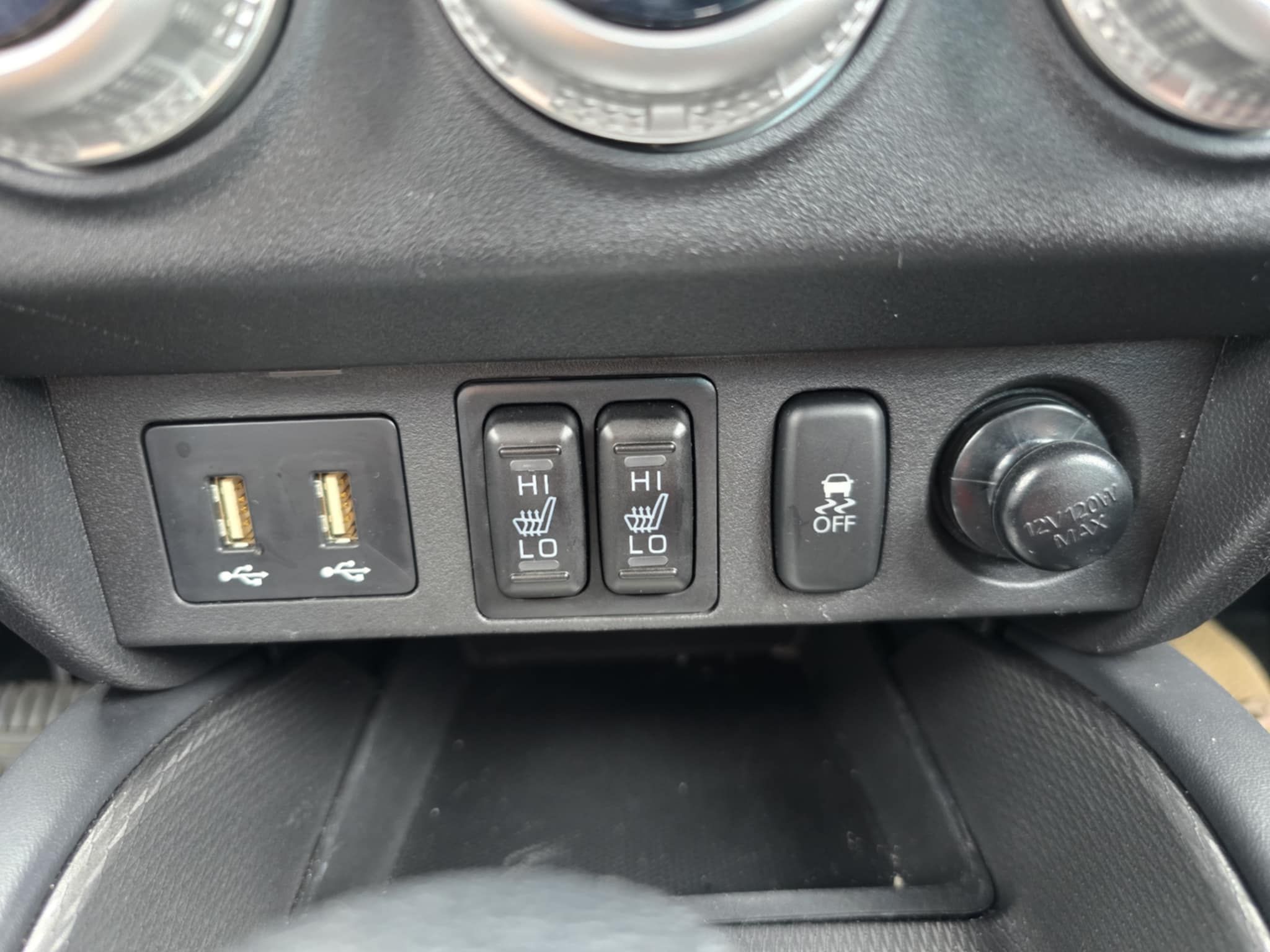 Mitsubishi RVR 2023 - Image 15