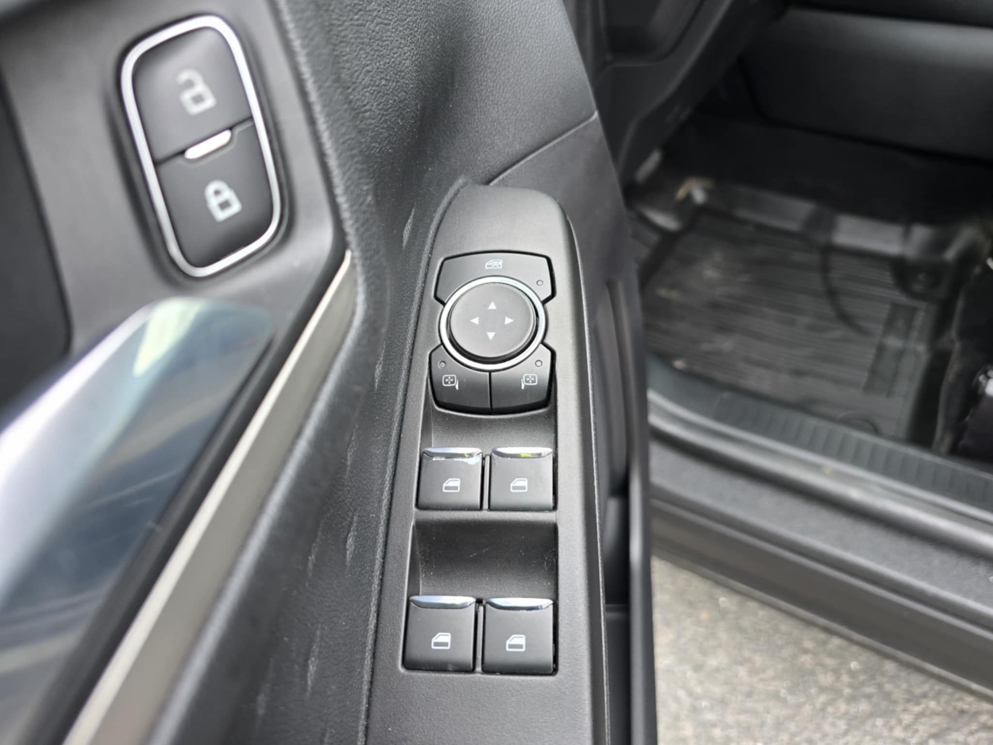 Ford Escape 2020 - Image 6