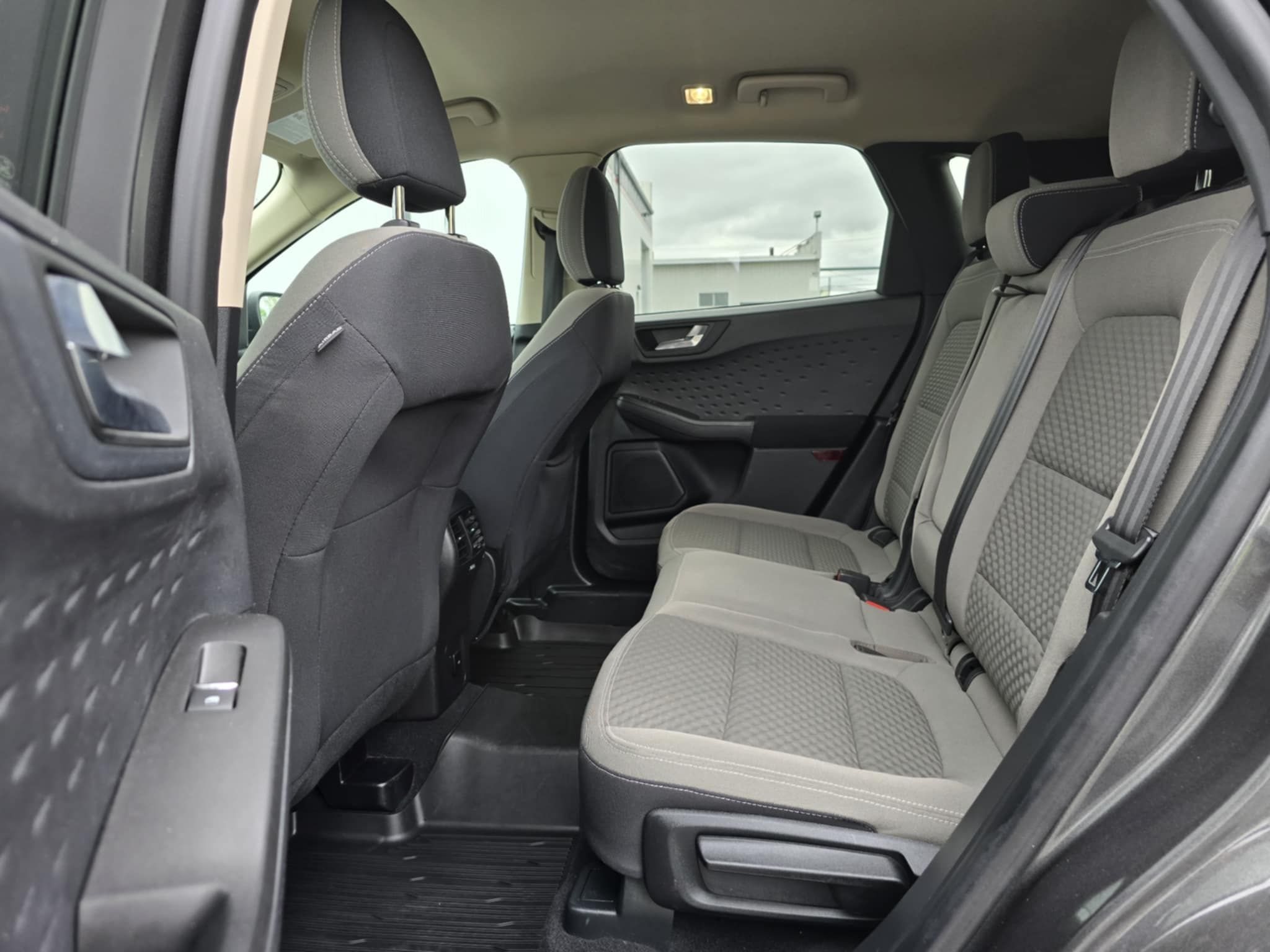 Ford Escape 2020 - Image 18