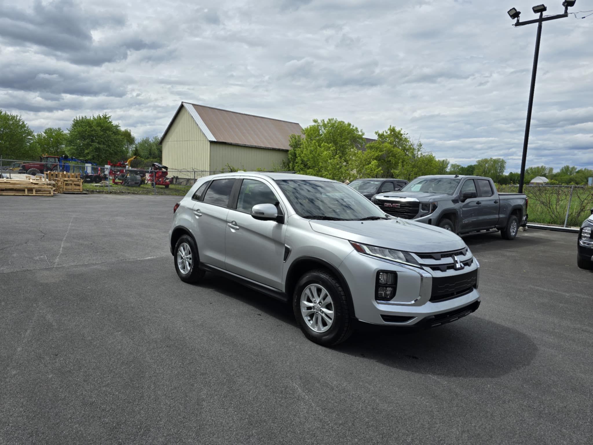 Mitsubishi RVR 2020 - Image 2