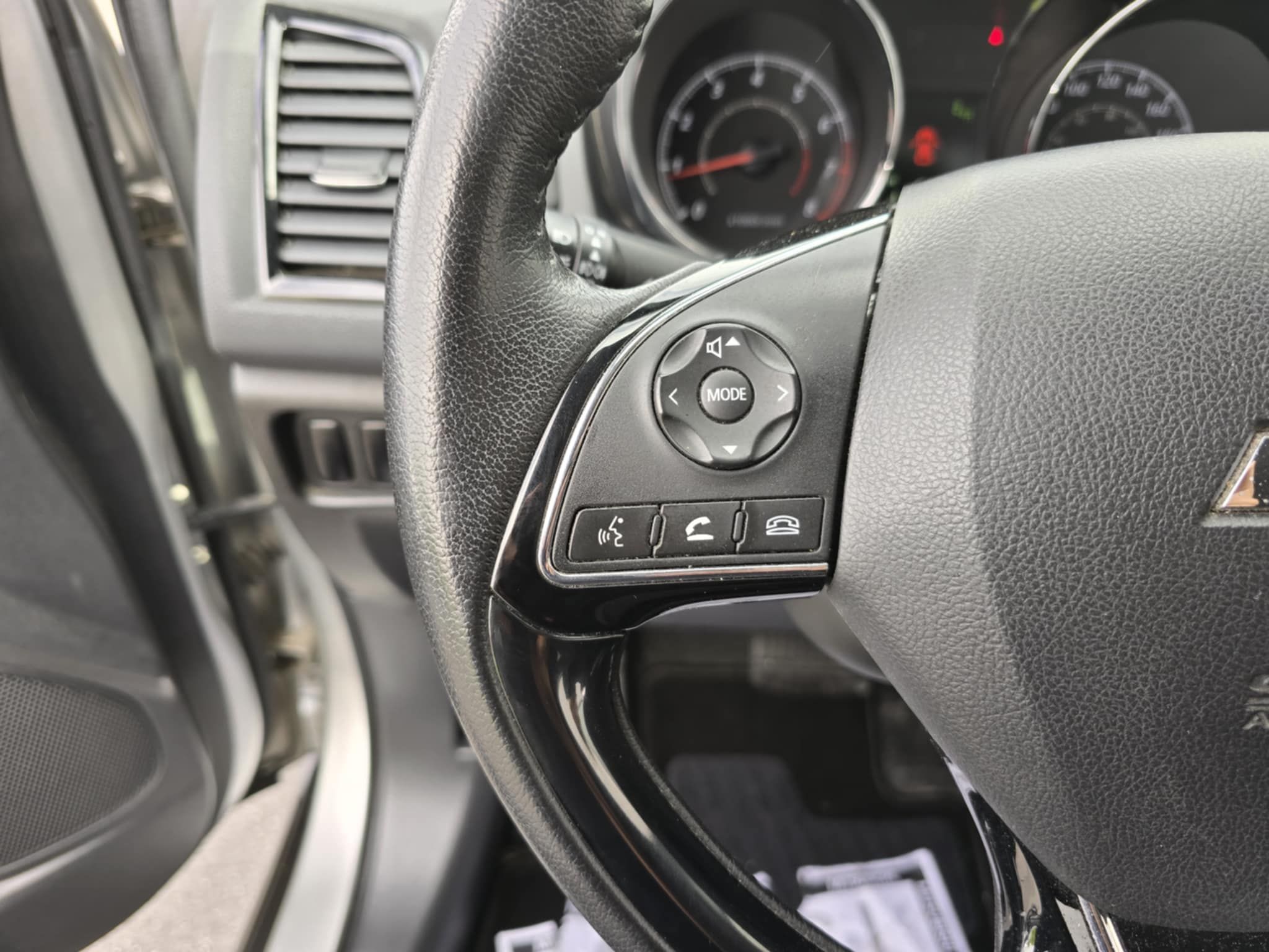Mitsubishi RVR 2020 - Image 8