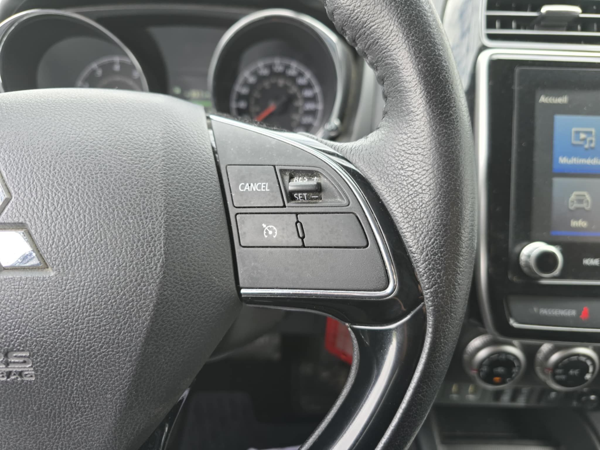 Mitsubishi RVR 2020 - Image 10