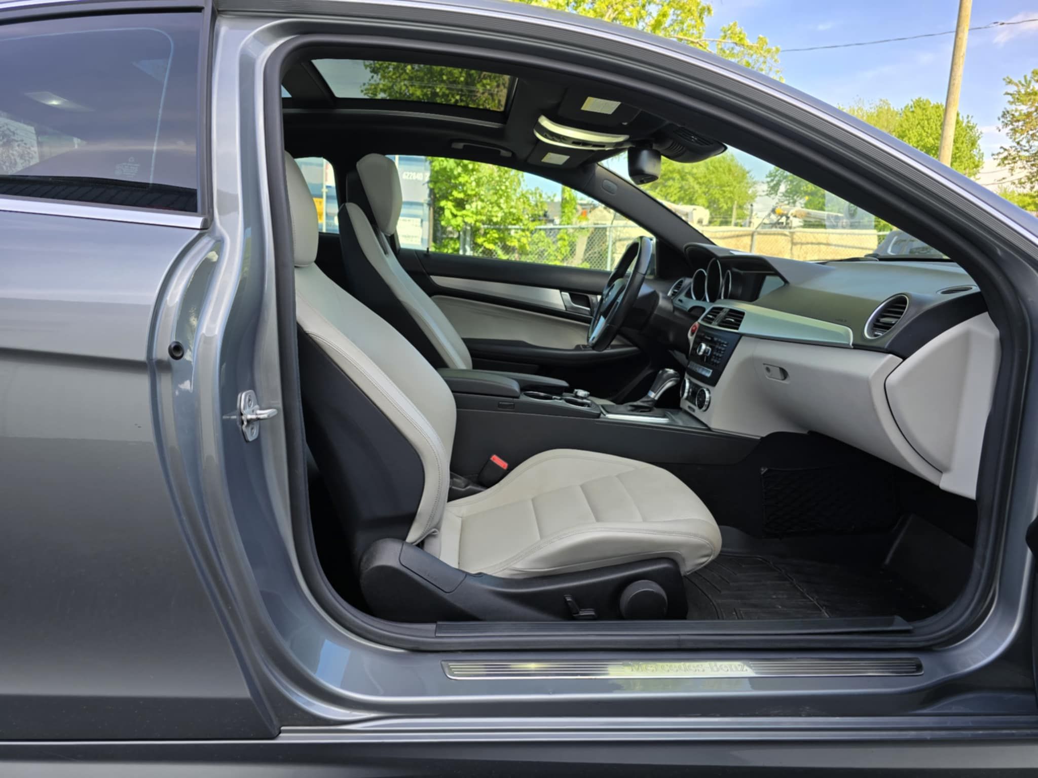 Mercedes-Benz C-Class 2013 - Image 21