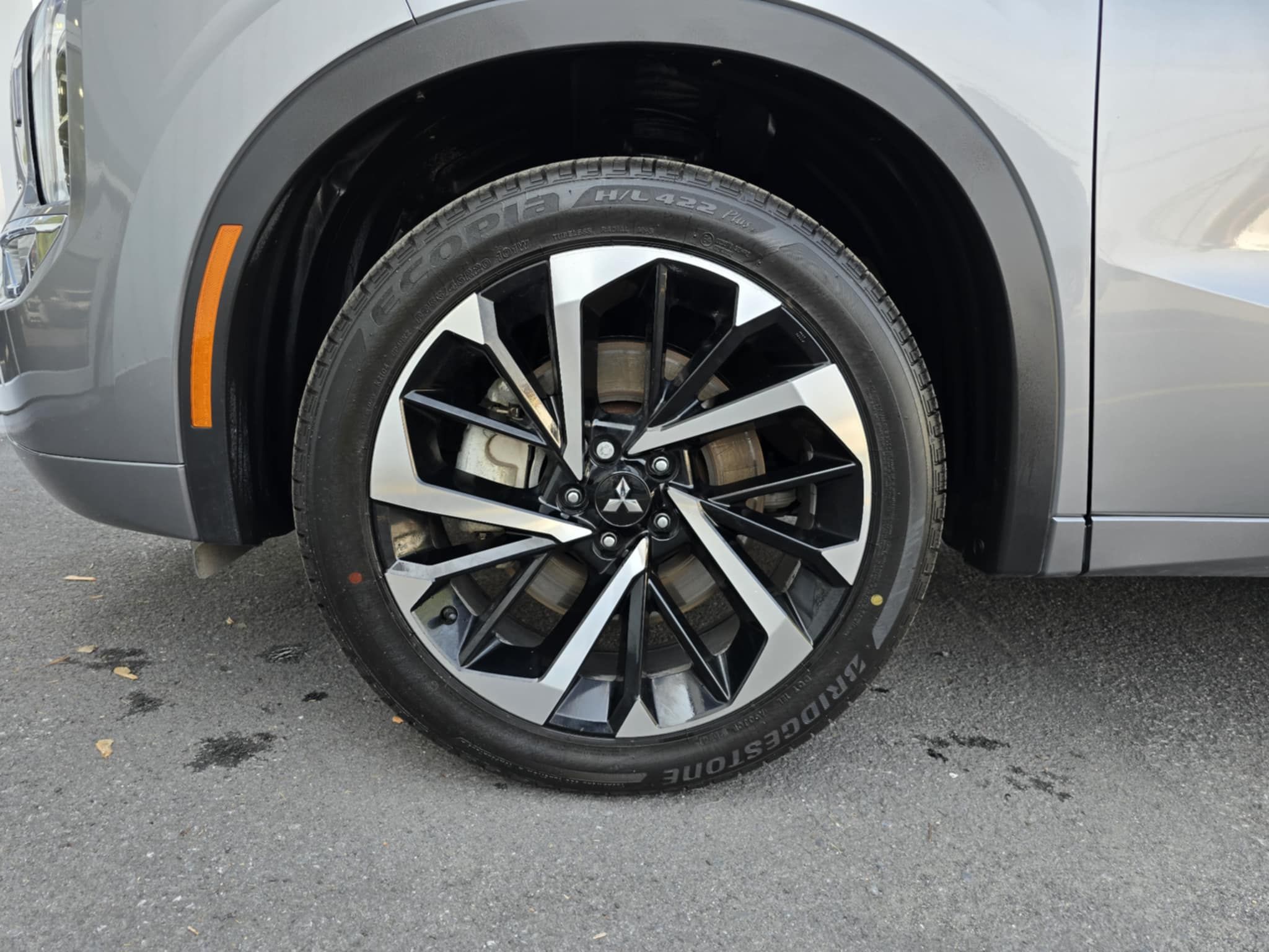Mitsubishi Outlander 2023 - Image 30