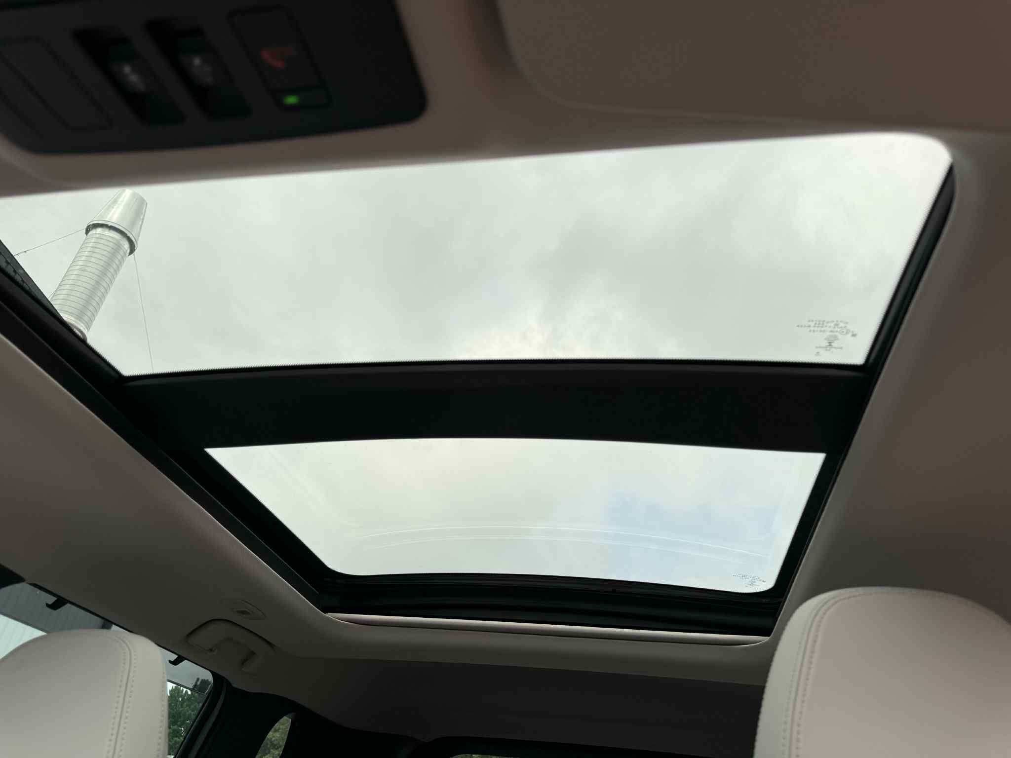 Mitsubishi Outlander PHEV 2023 - Image 5