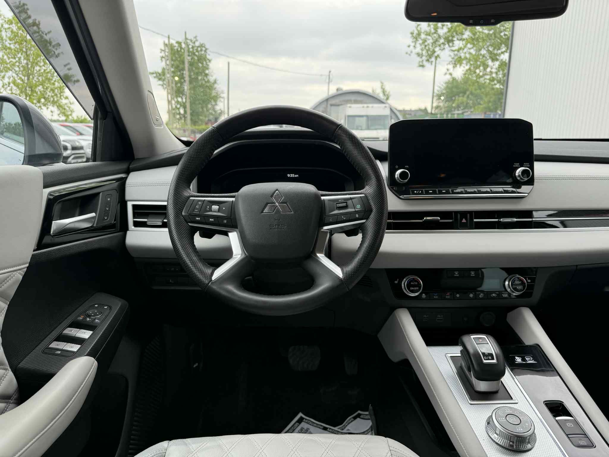 Mitsubishi Outlander PHEV 2023 - Image 20