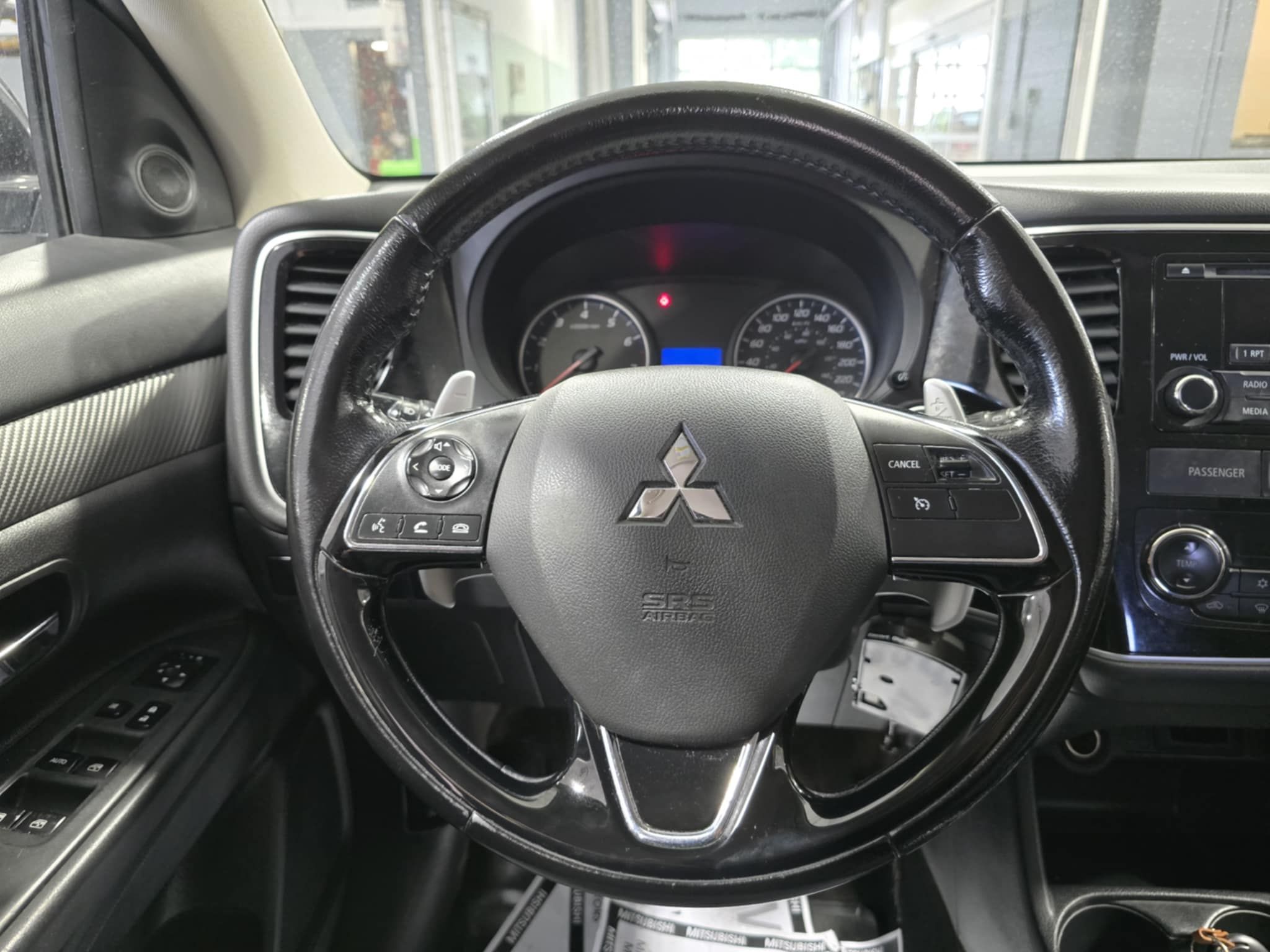 Mitsubishi Outlander 2016 - Image 10