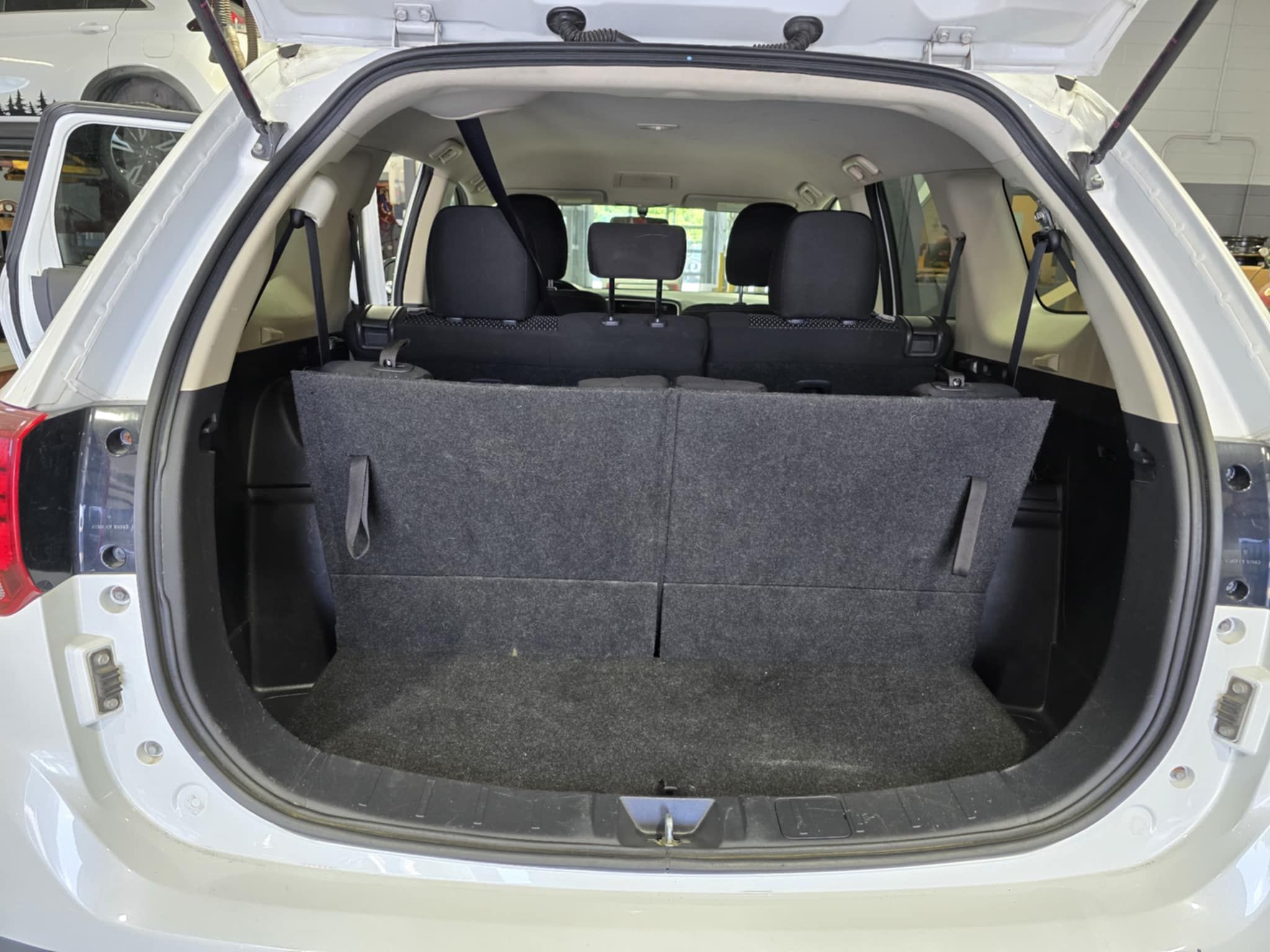 Mitsubishi Outlander 2016 - Image 23