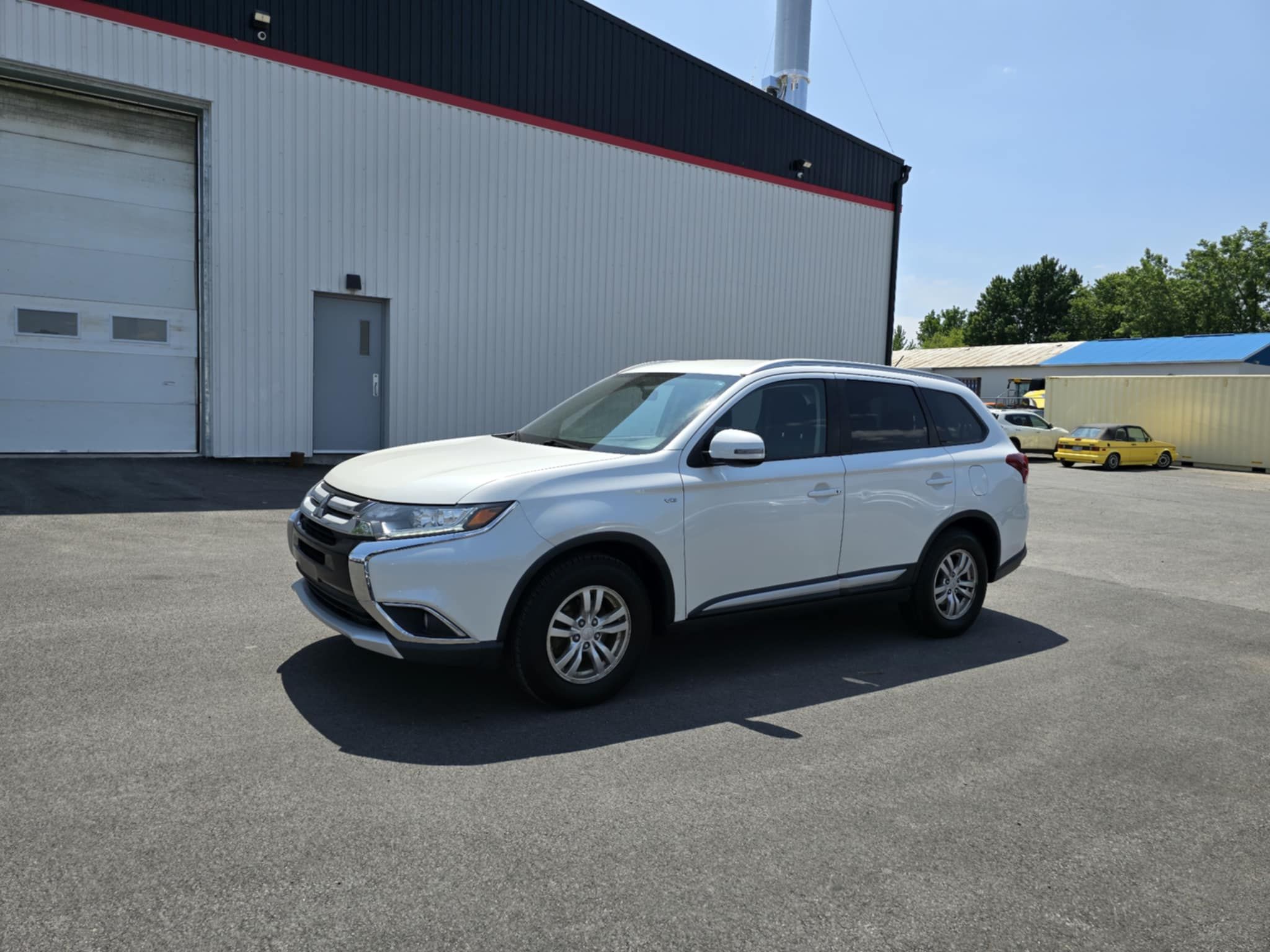 Mitsubishi Outlander 2016 - Image 1