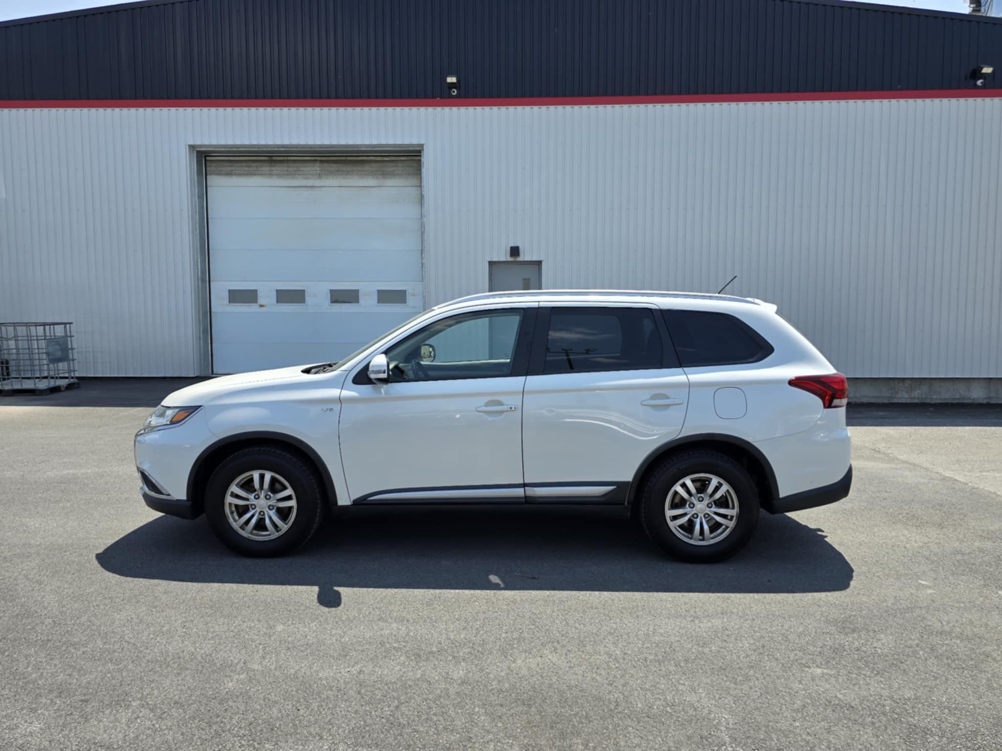 Mitsubishi Outlander 2016 - Image 18