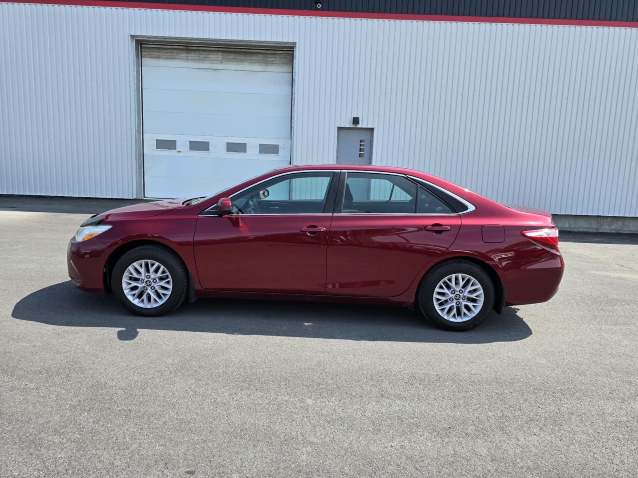 Toyota Camry 2016 - Image 23