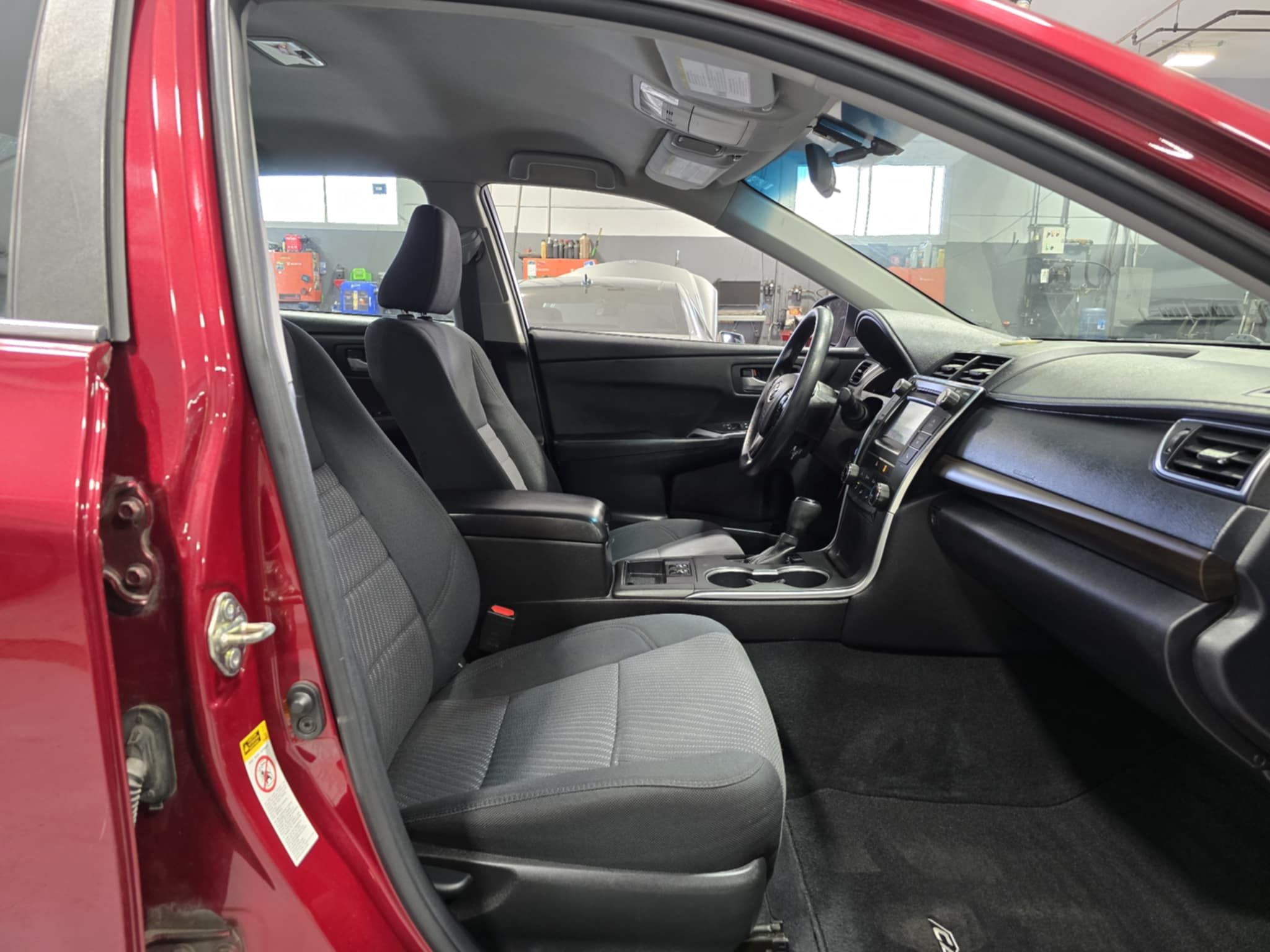 Toyota Camry 2016 - Image 19