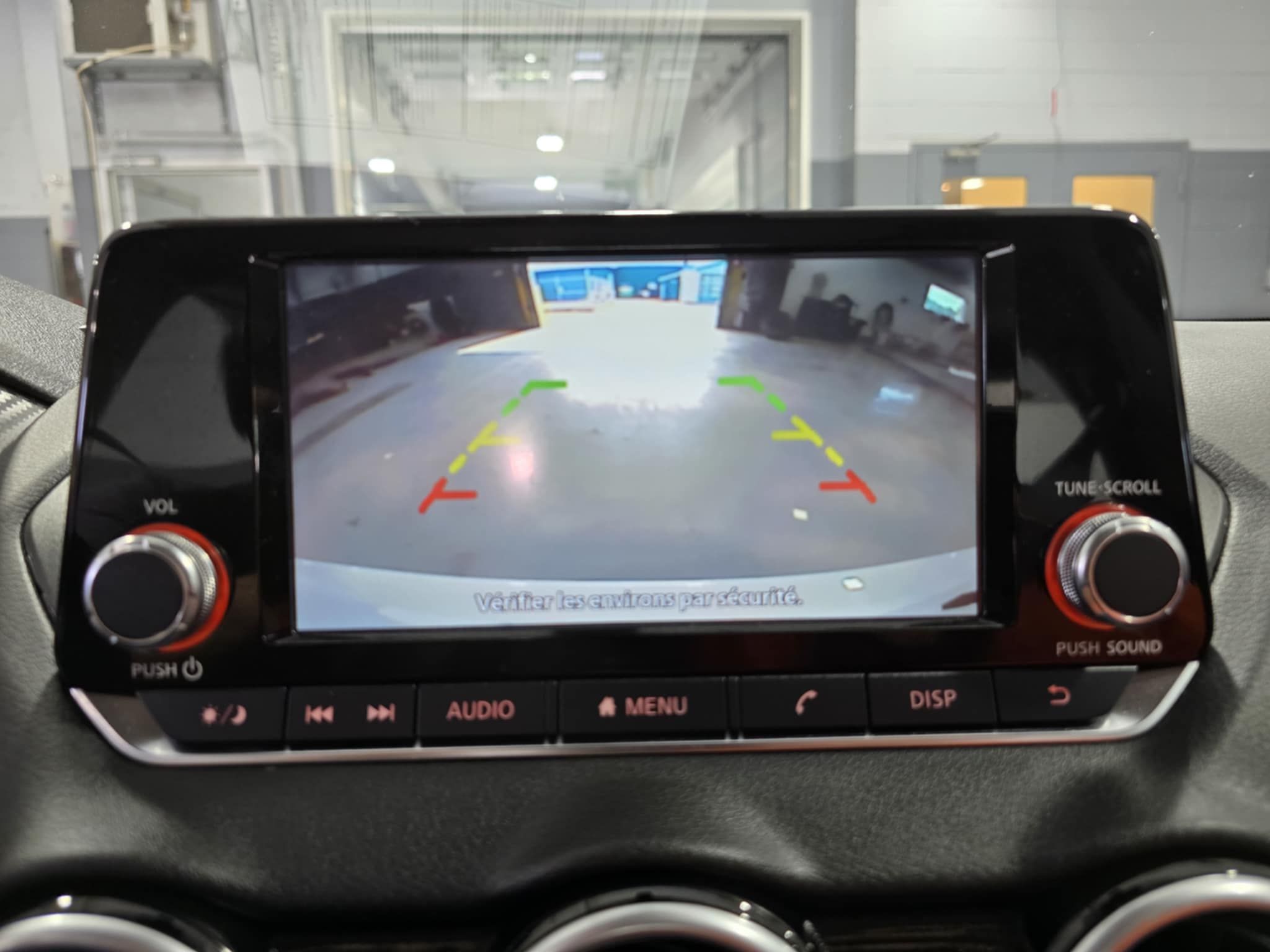 Nissan Sentra 2023 - Image 14