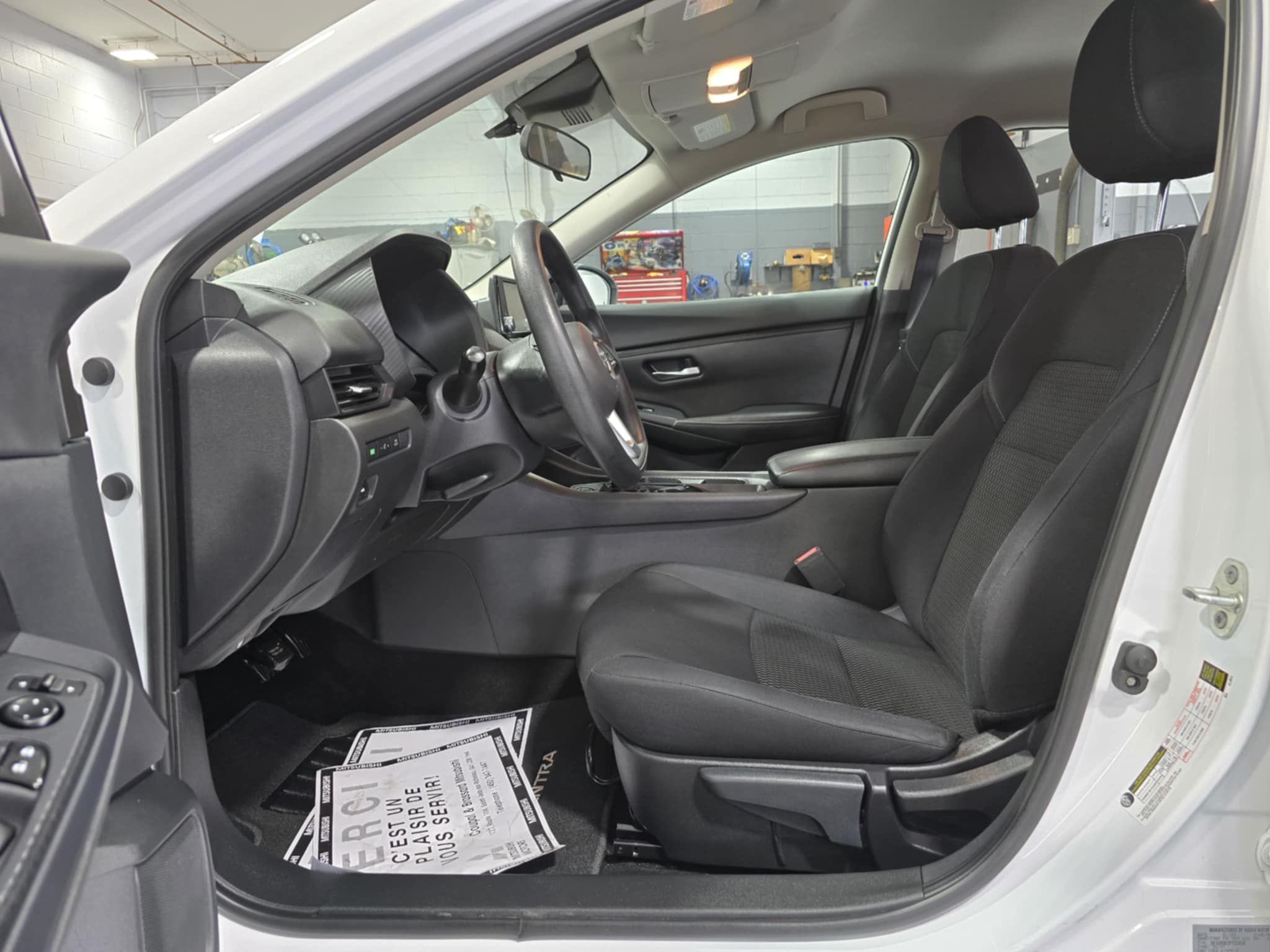 Nissan Sentra 2023 - Image 5