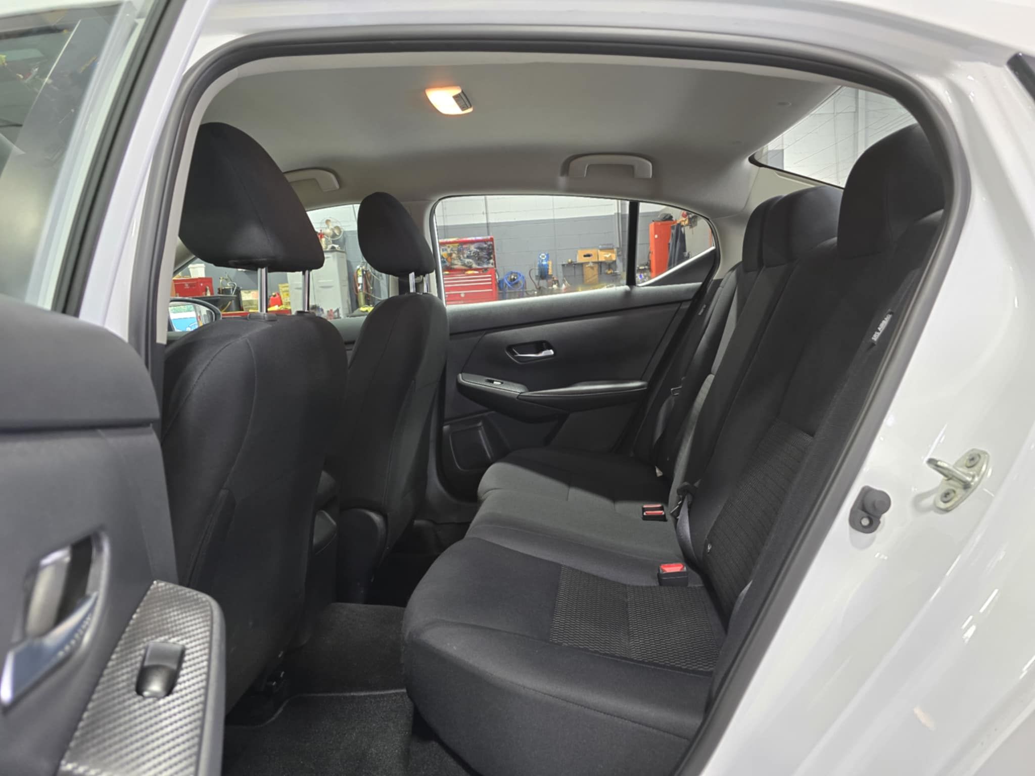 Nissan Sentra 2023 - Image 19