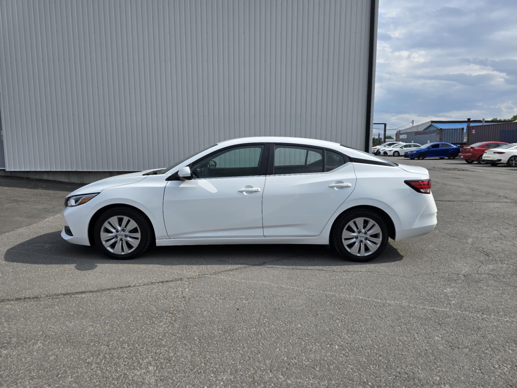 Nissan Sentra 2023 - Image 20