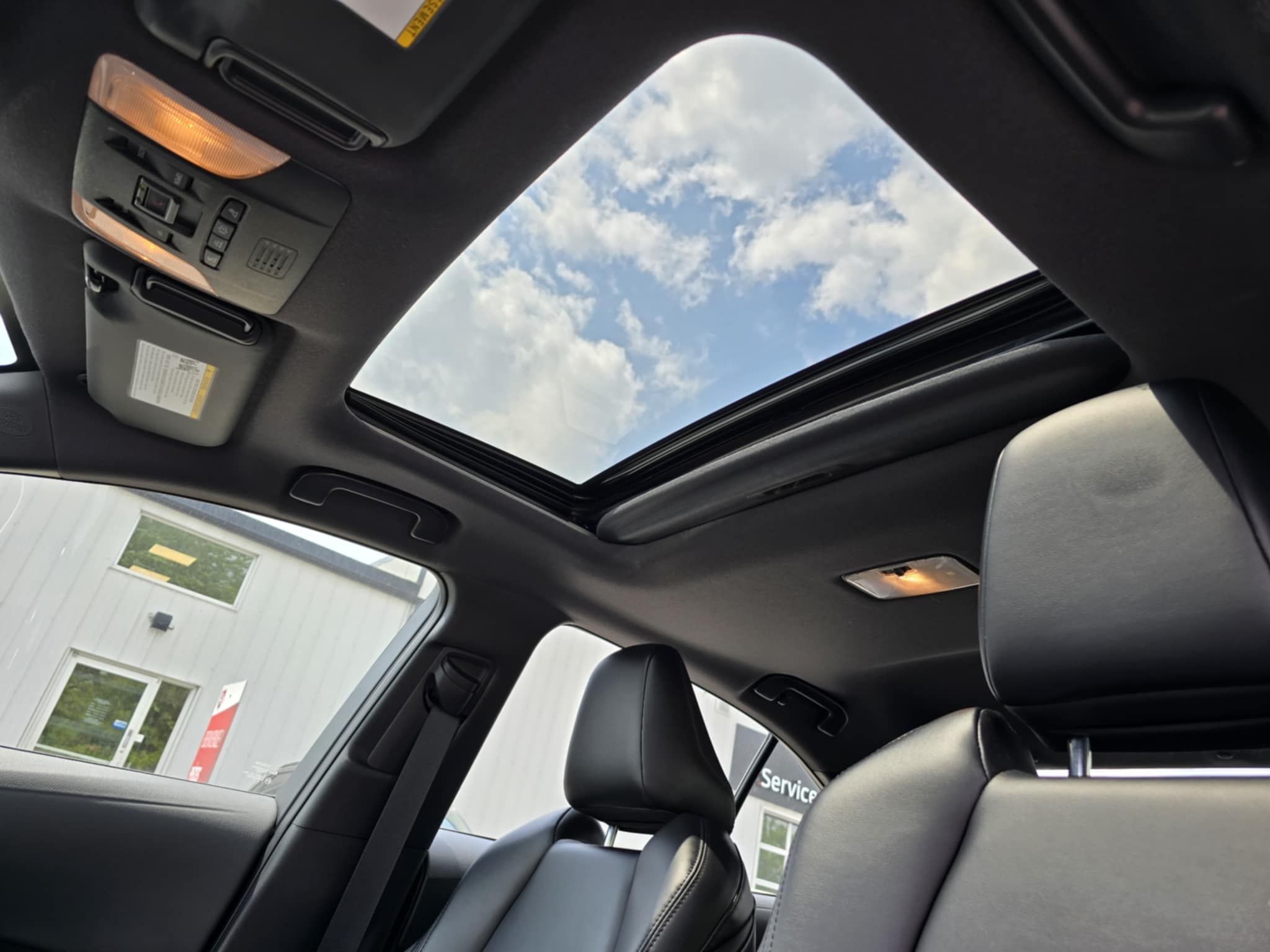 Toyota Corolla 2022 - Image 9