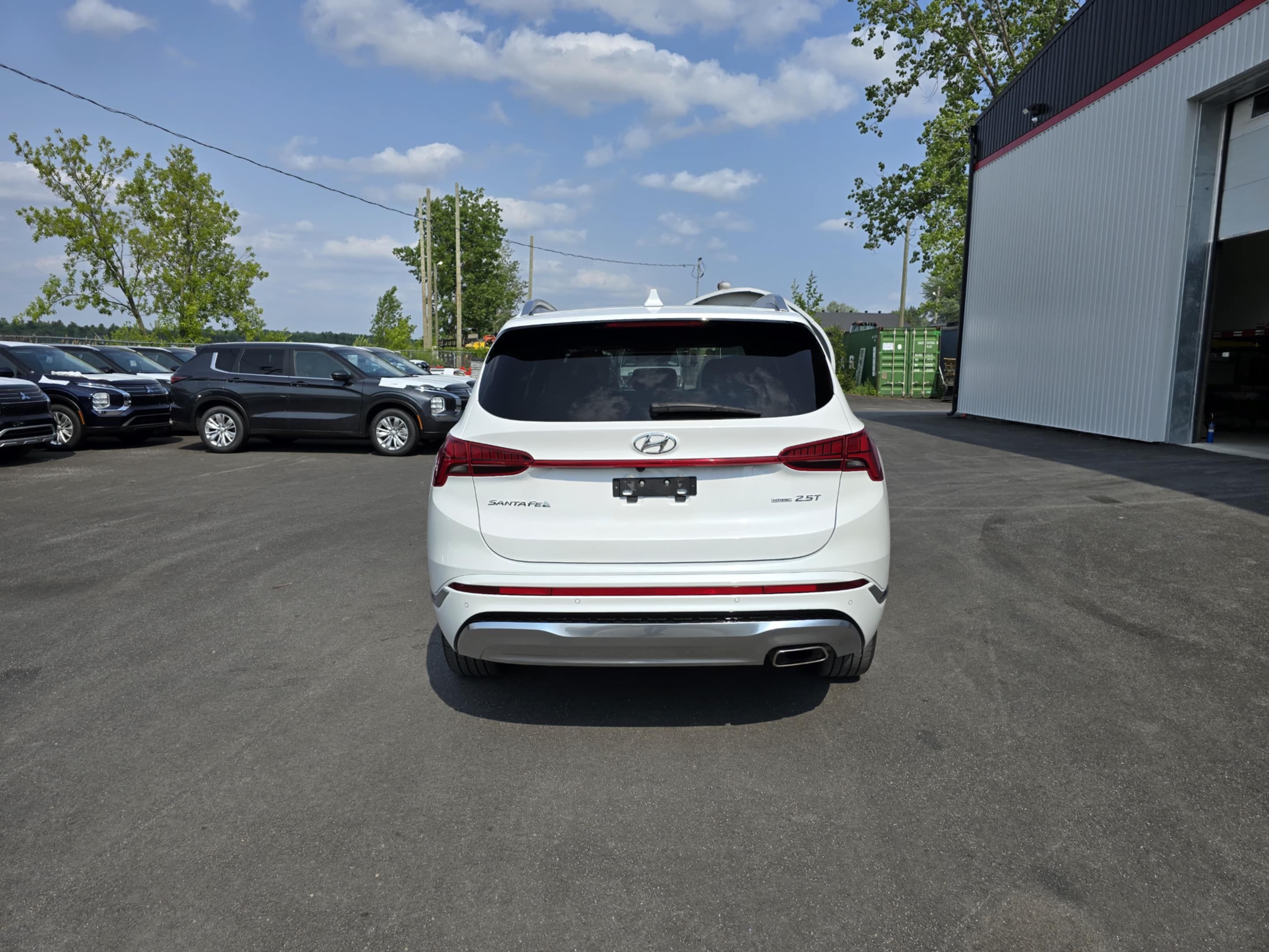 Hyundai Santa Fe 2022 - Image 32
