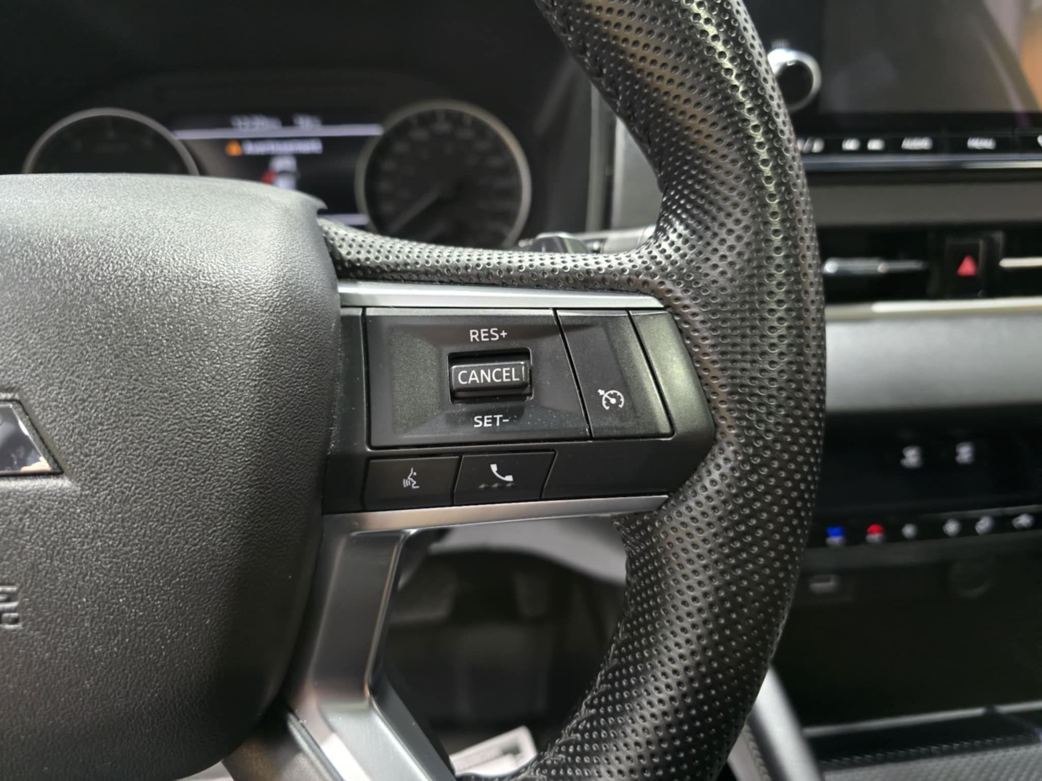 Mitsubishi Outlander 2023 - Image 14
