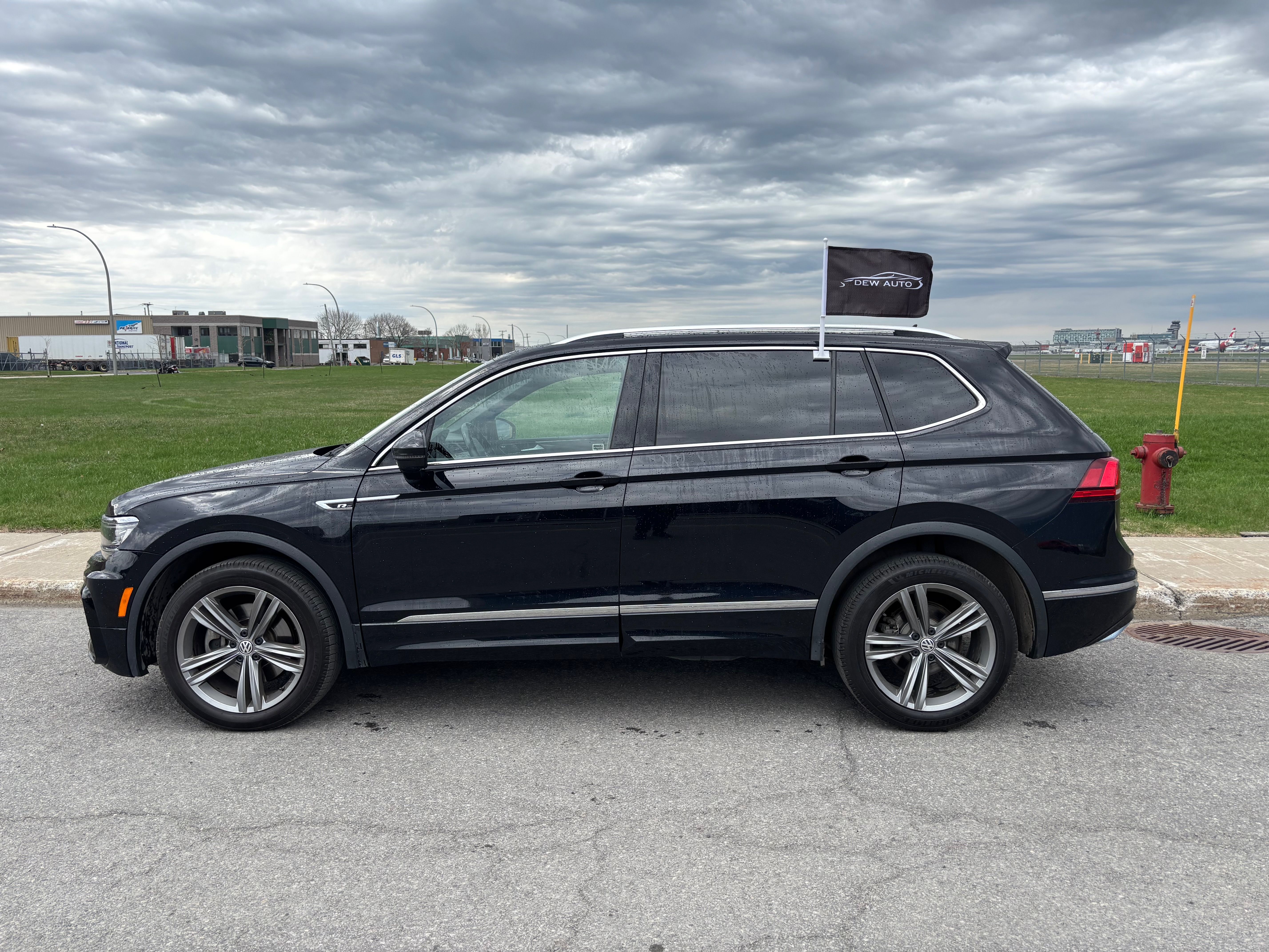 Volkswagen Tiguan 2021 - Image 2