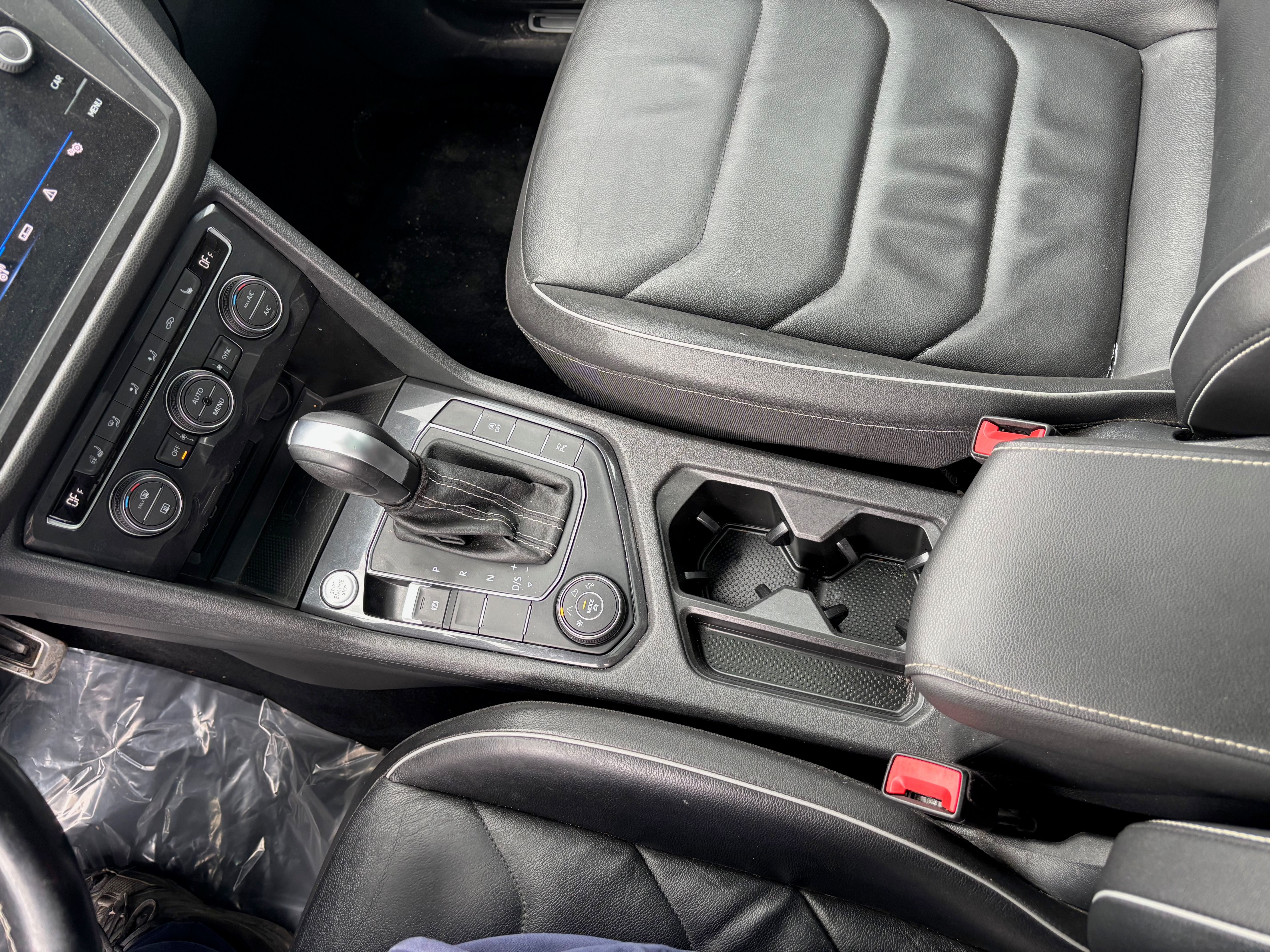 Volkswagen Tiguan 2021 - Image 16
