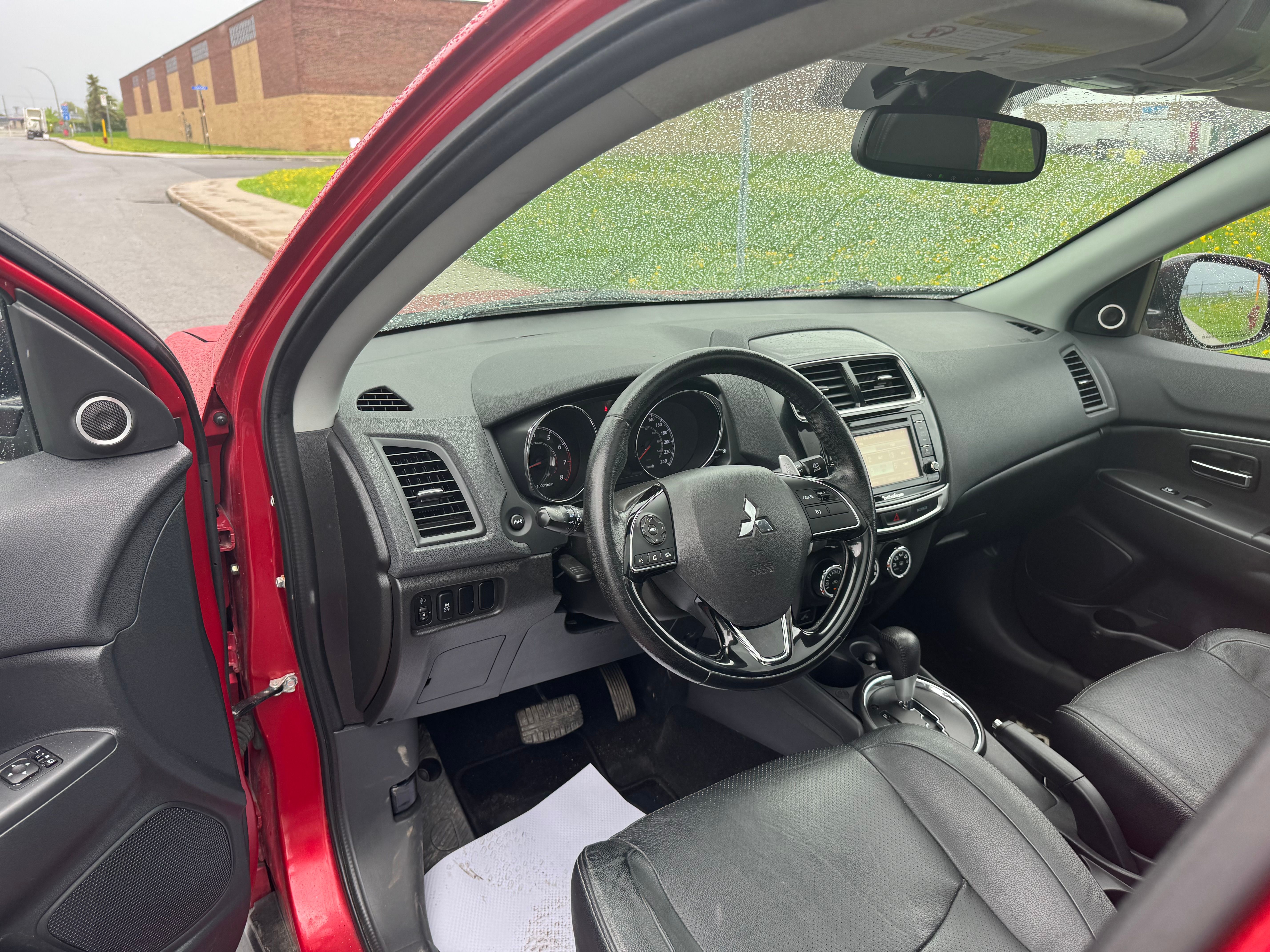 Mitsubishi RVR 2016 - Image 9