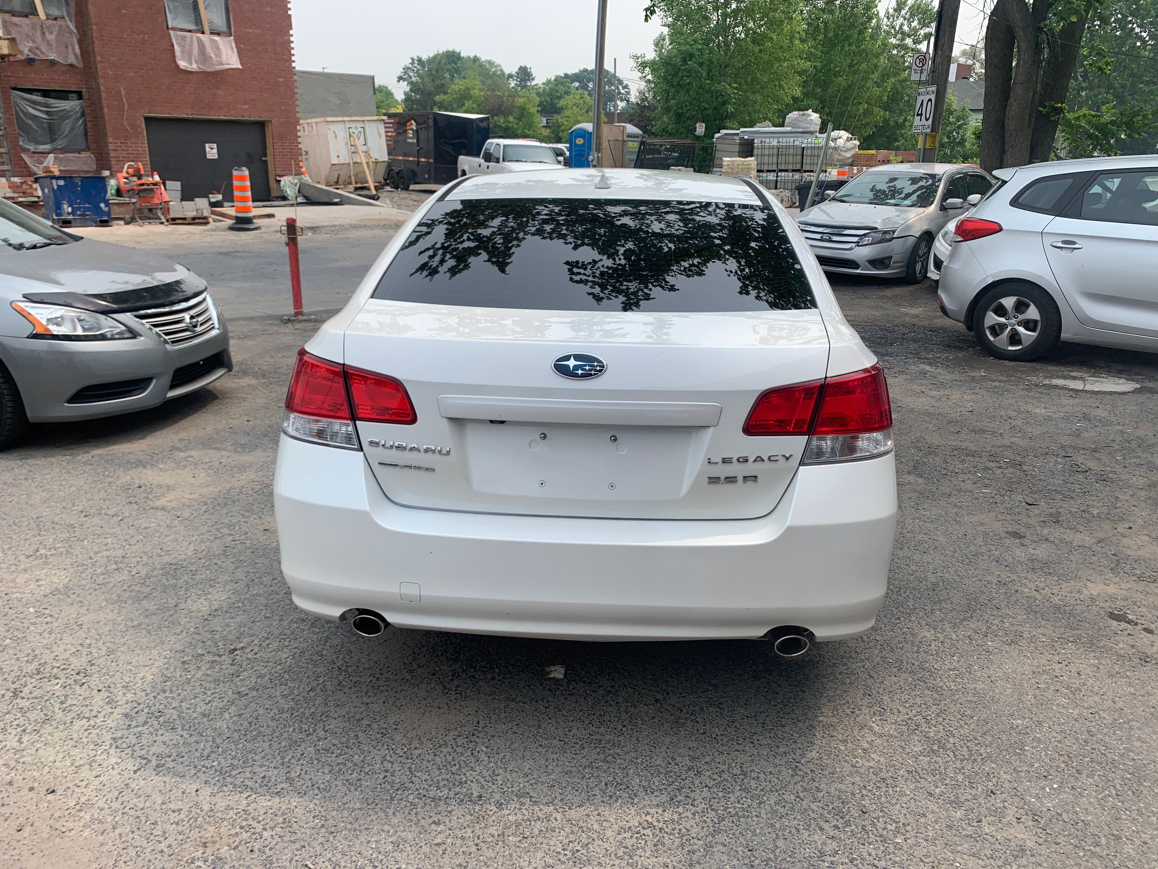 Subaru Legacy 2014 - Image 7