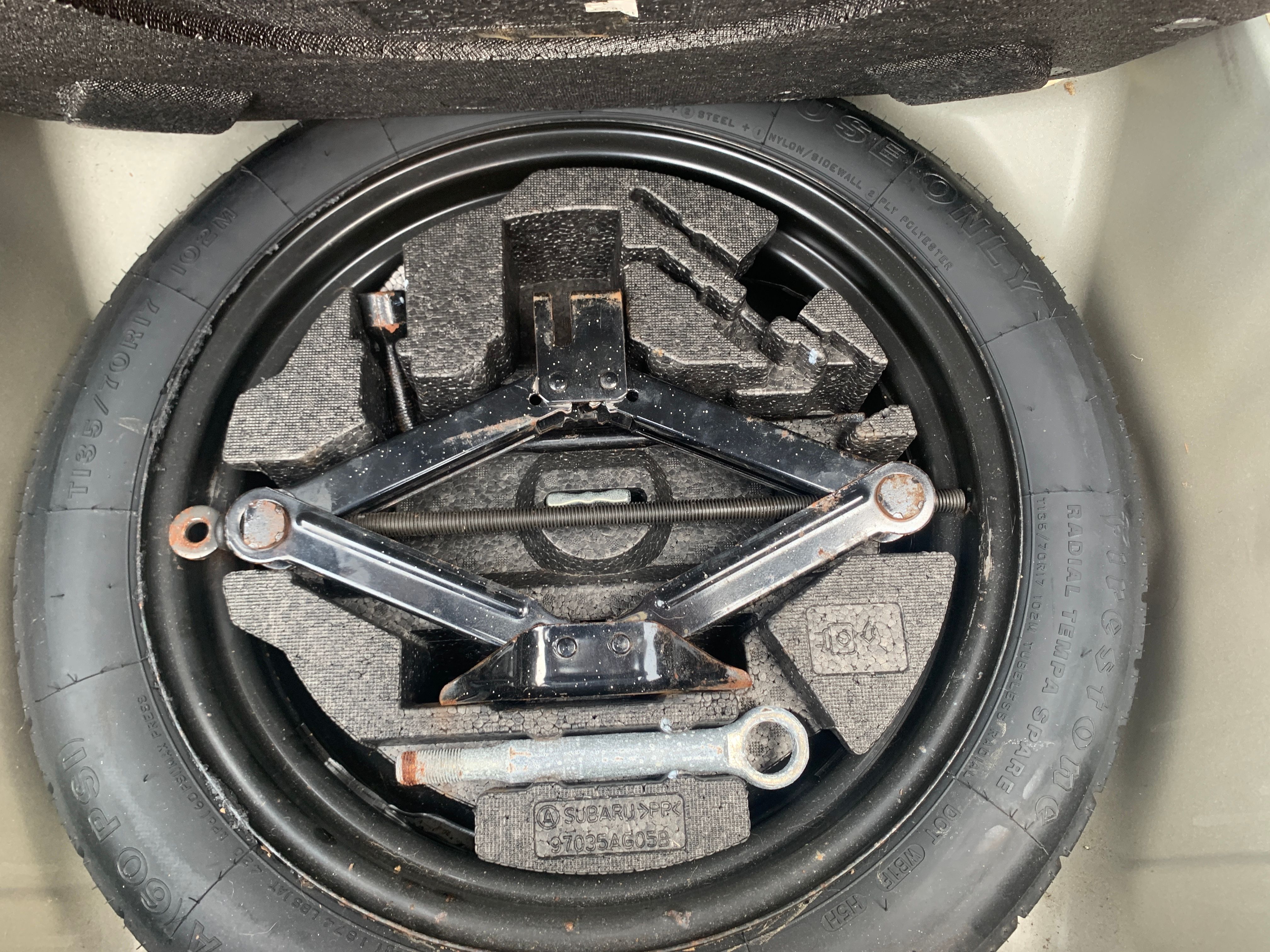 Subaru Legacy 2014 - Image 19