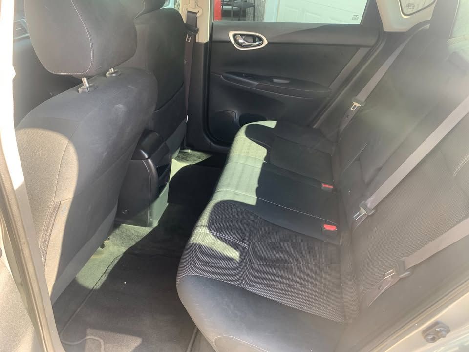 Nissan Sentra 2014 - Image 11