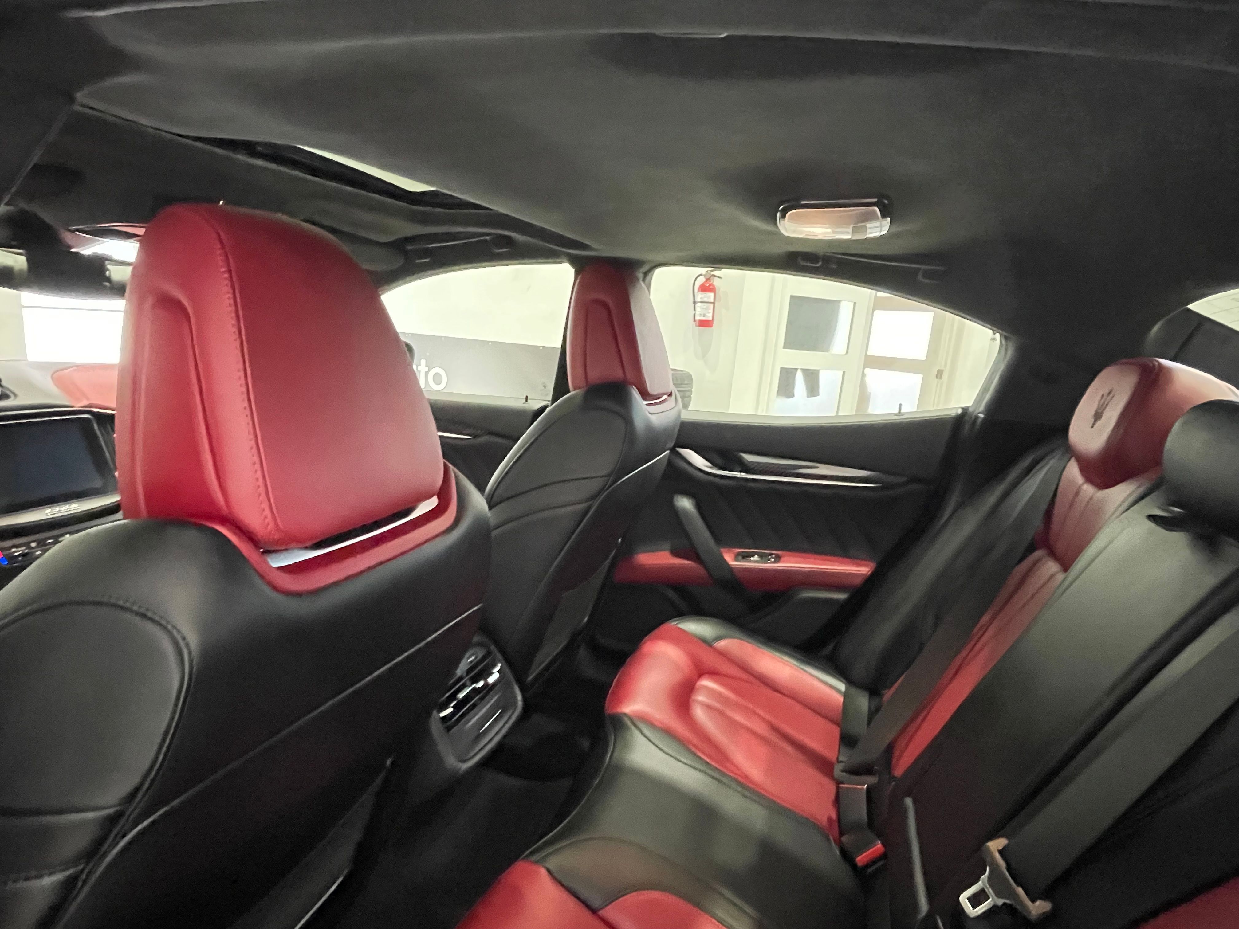 Maserati Ghibli 2020 - Image 35
