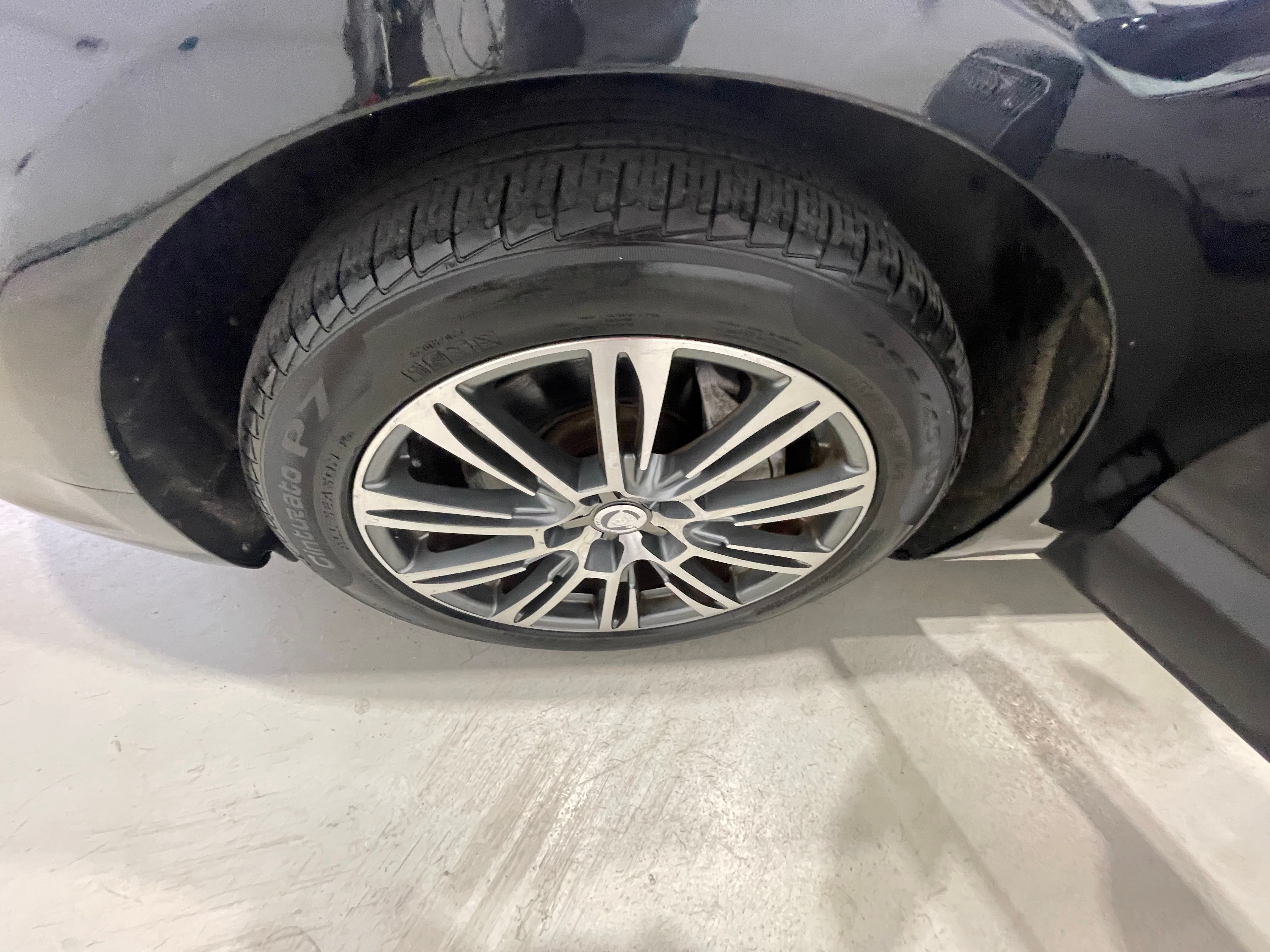 Audi A8 2013 - Image 8