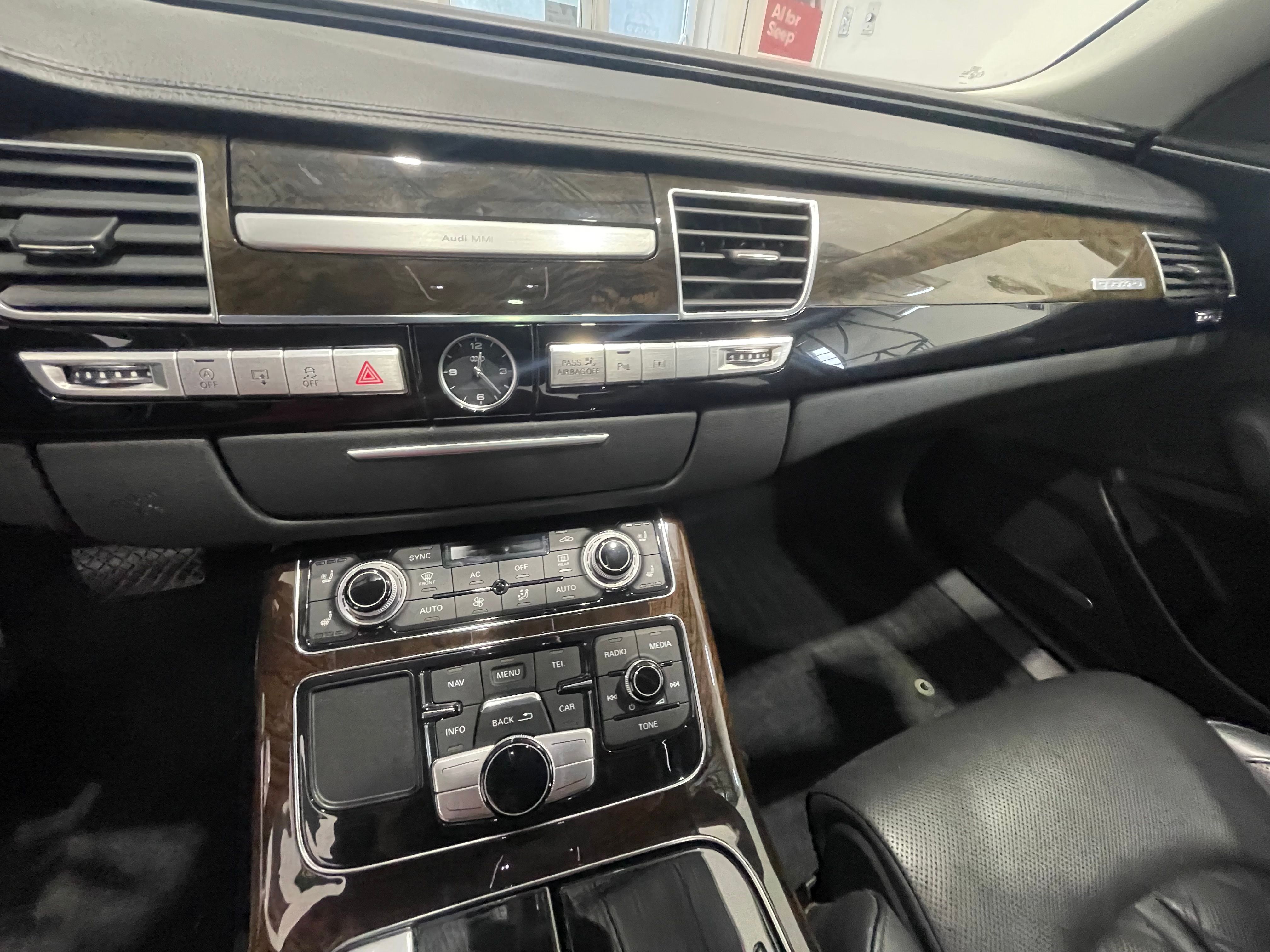 Audi A8 2013 - Image 15