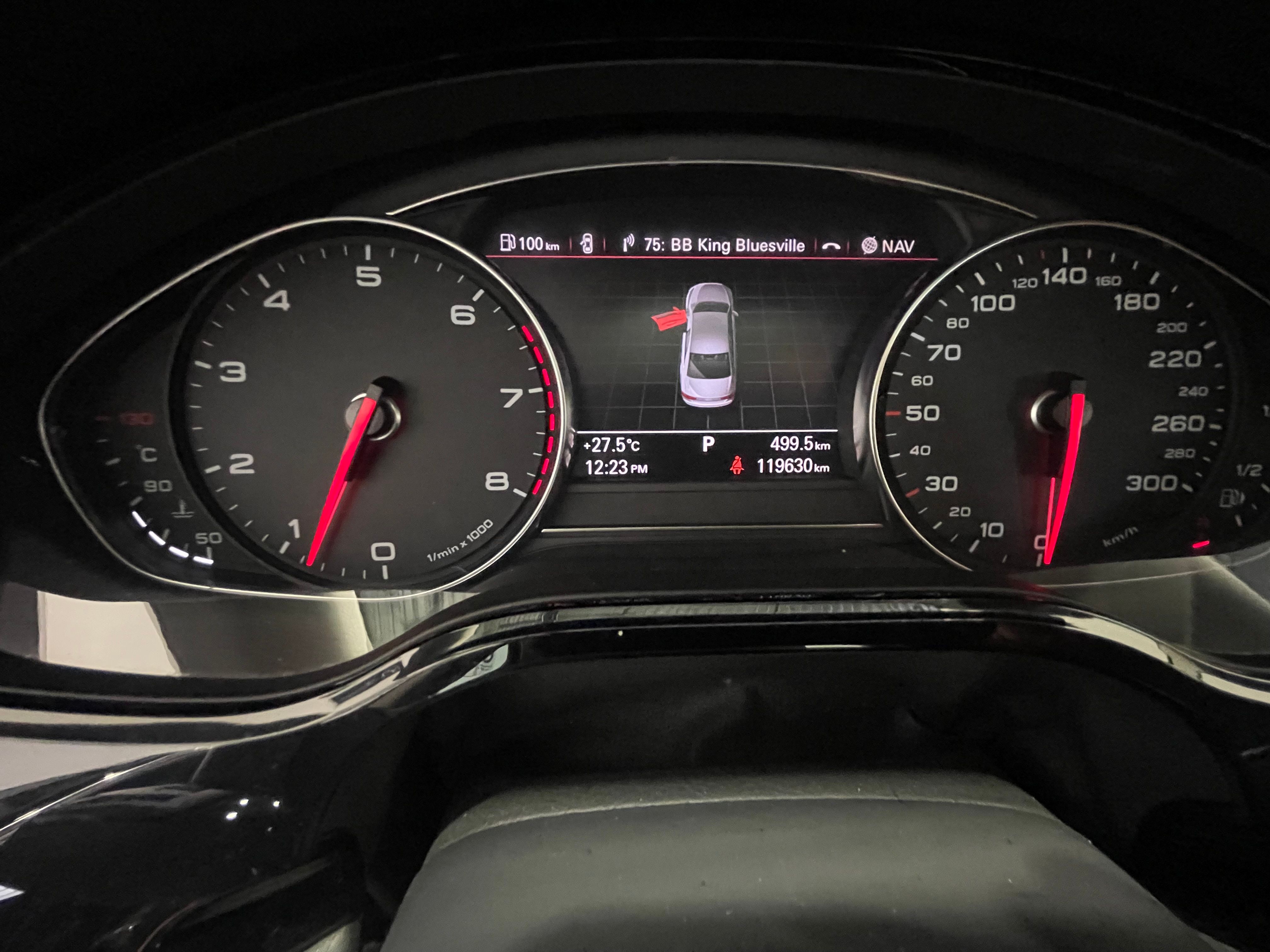 Audi A8 2013 - Image 18