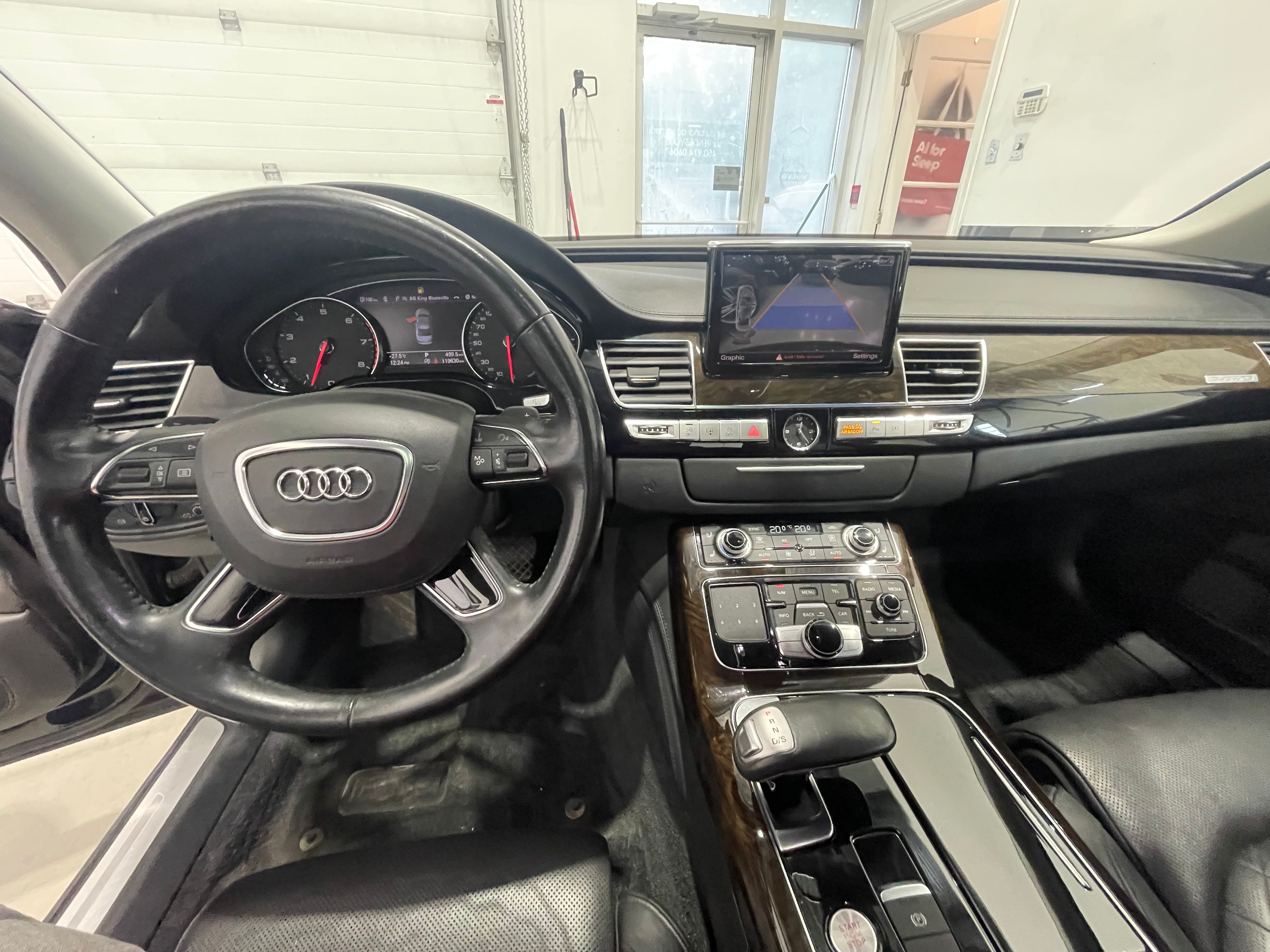 Audi A8 2013 - Image 27