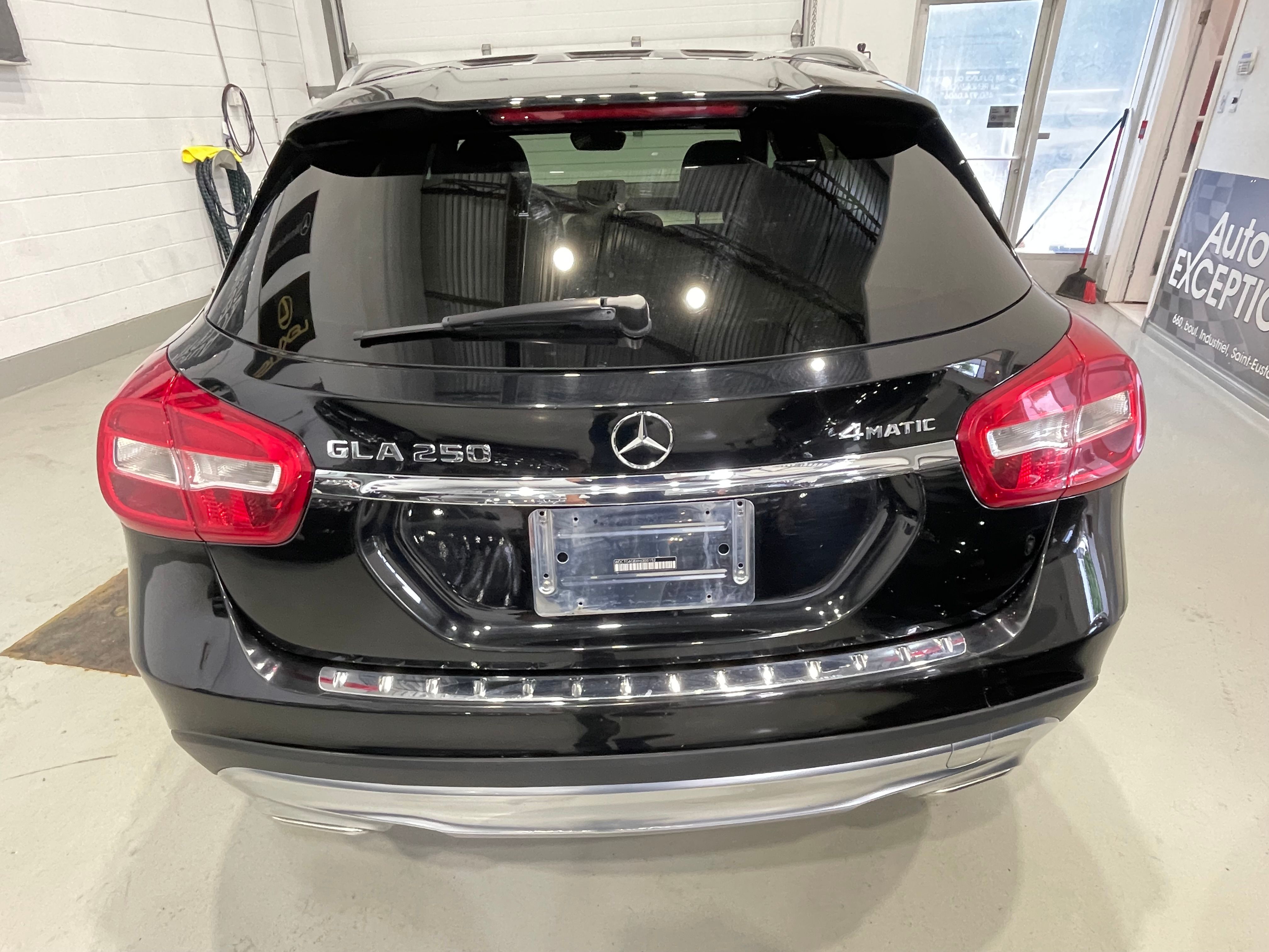 Mercedes-Benz GLA-Class 2017 - Image 9