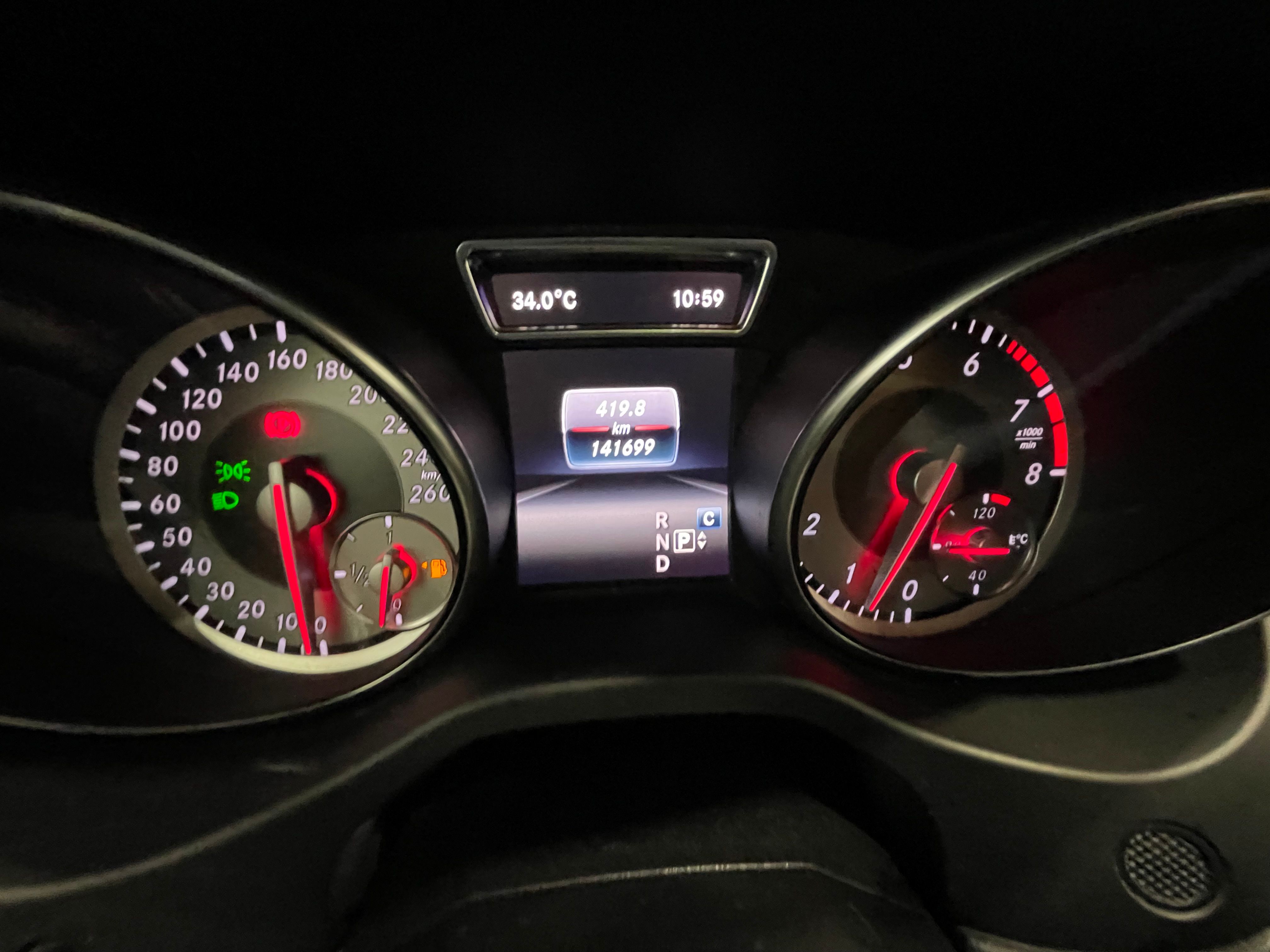 Mercedes-Benz GLA-Class 2017 - Image 28
