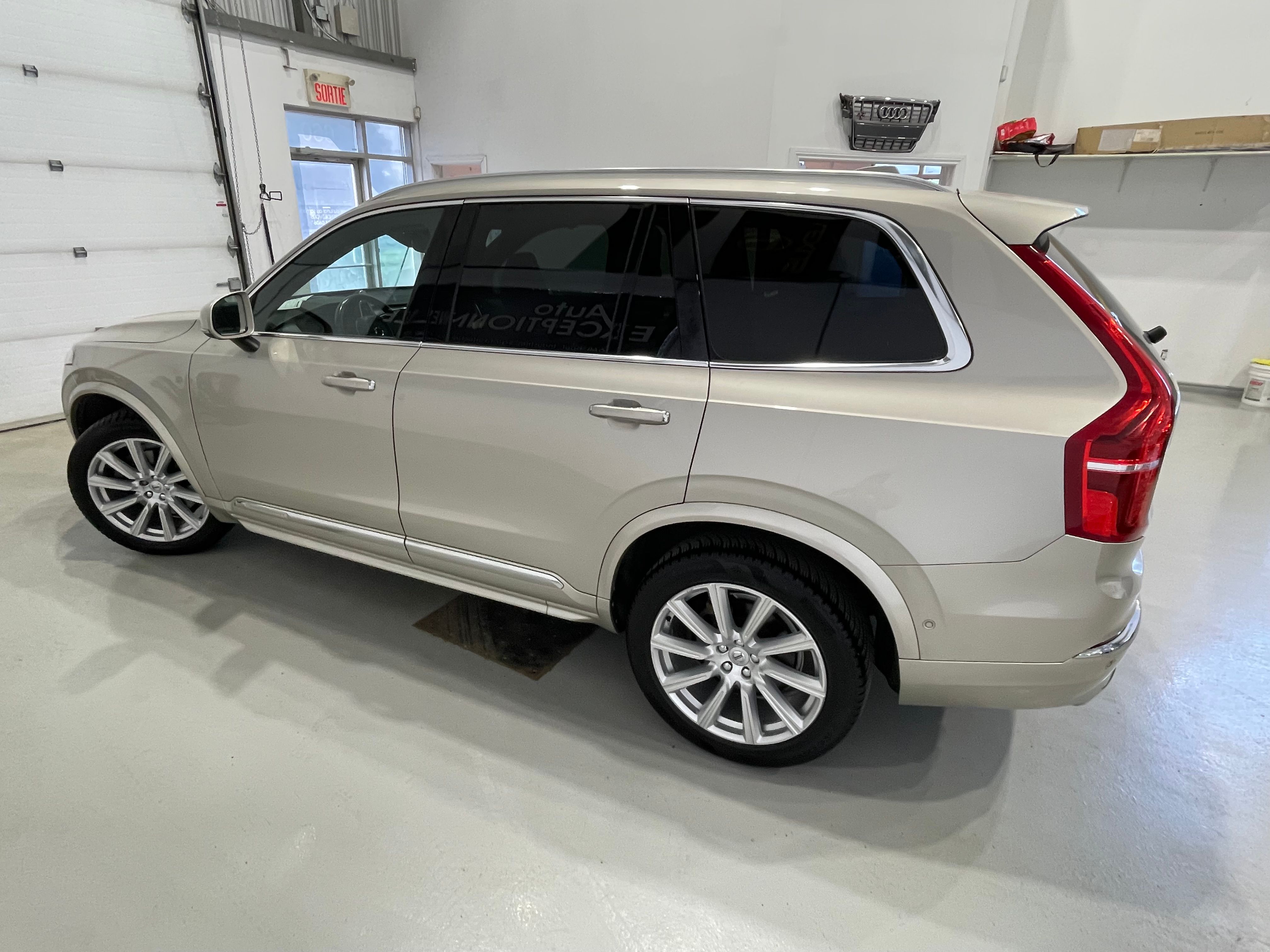 Volvo XC90 2017 - Image 8