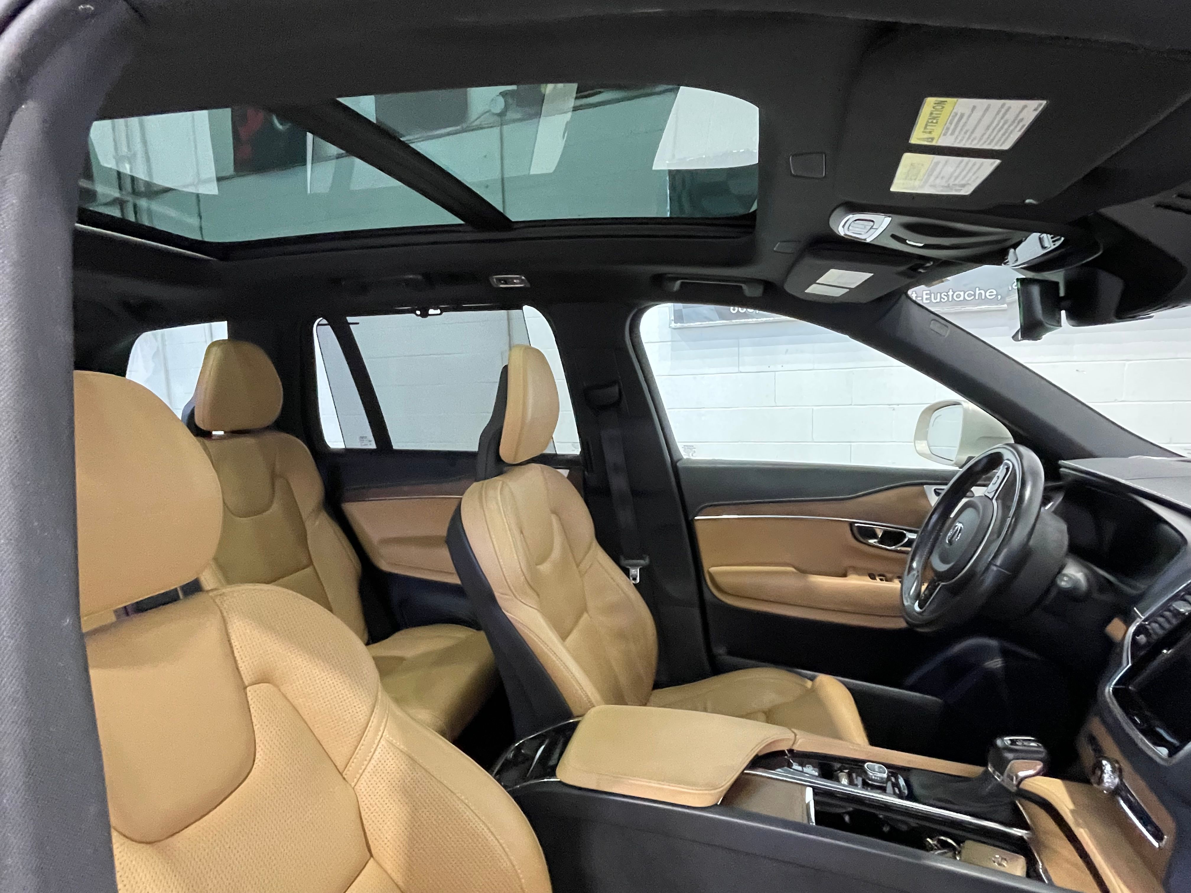 Volvo XC90 2017 - Image 15