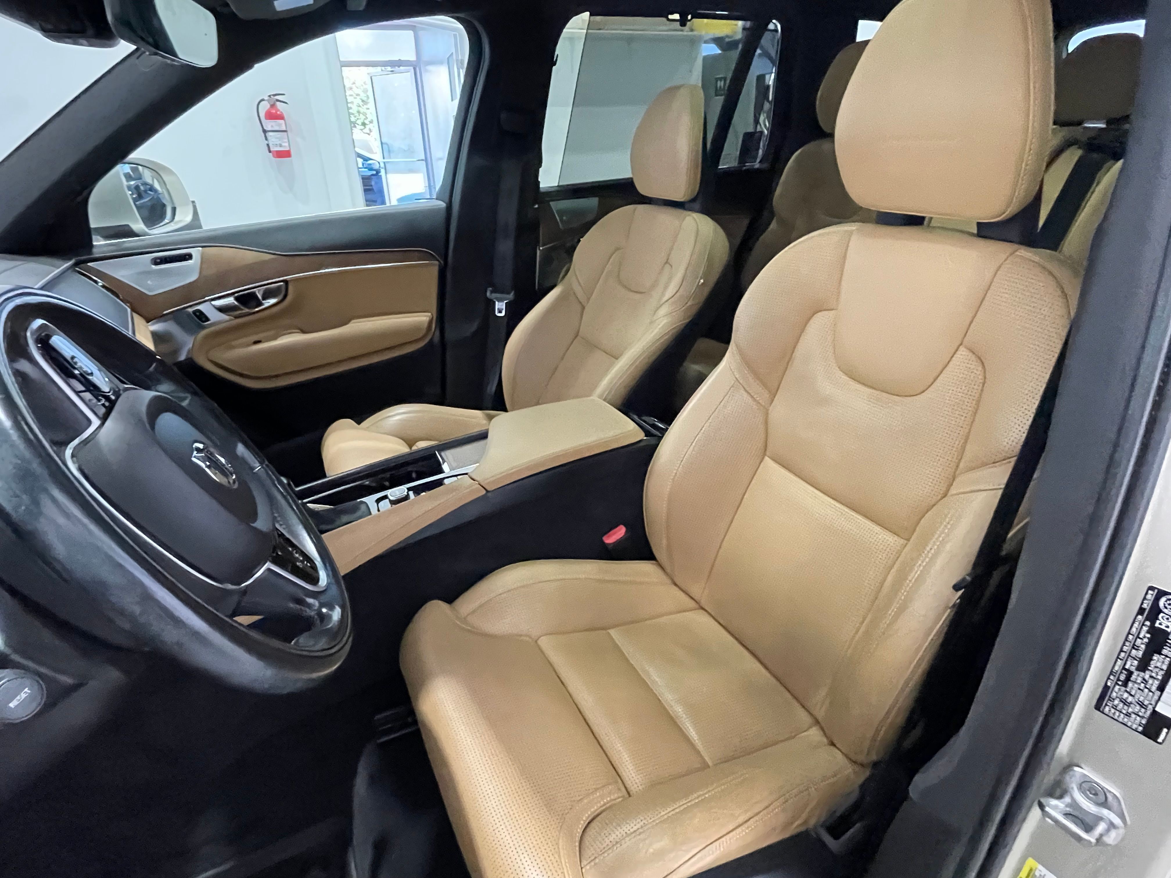 Volvo XC90 2017 - Image 28
