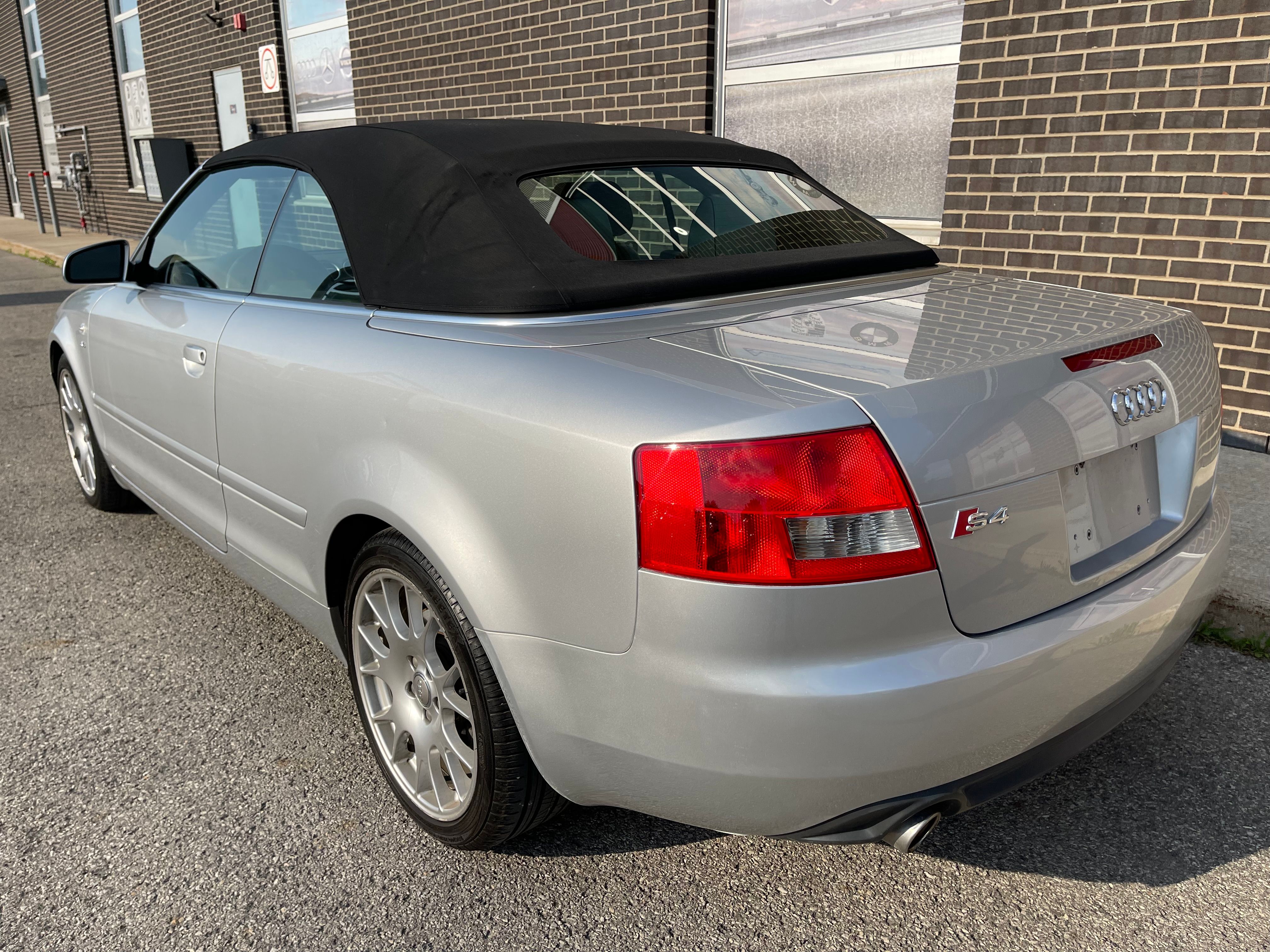 Audi S4 2006 - Image 17