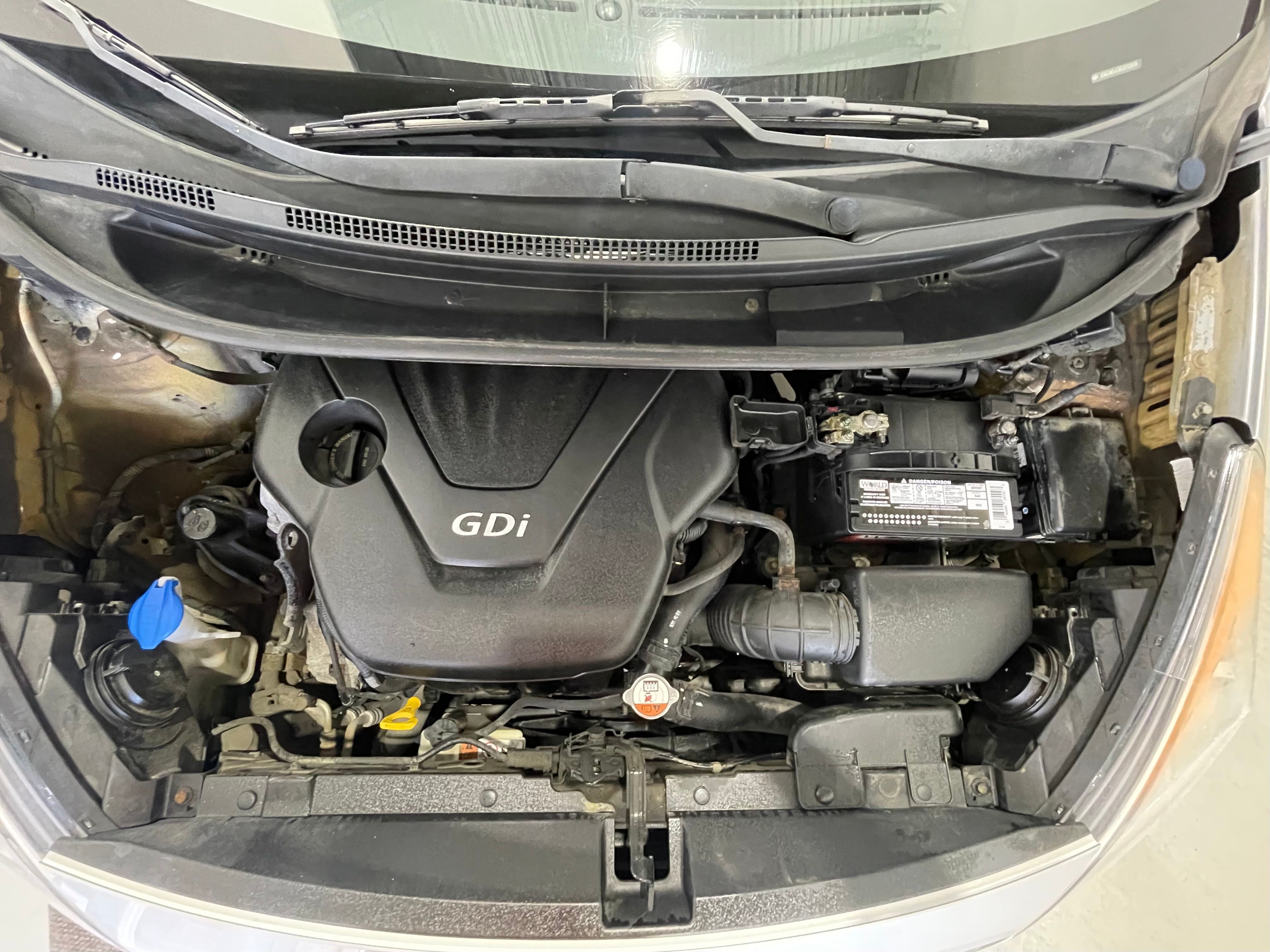 Kia Rio5 2012 - Image 12