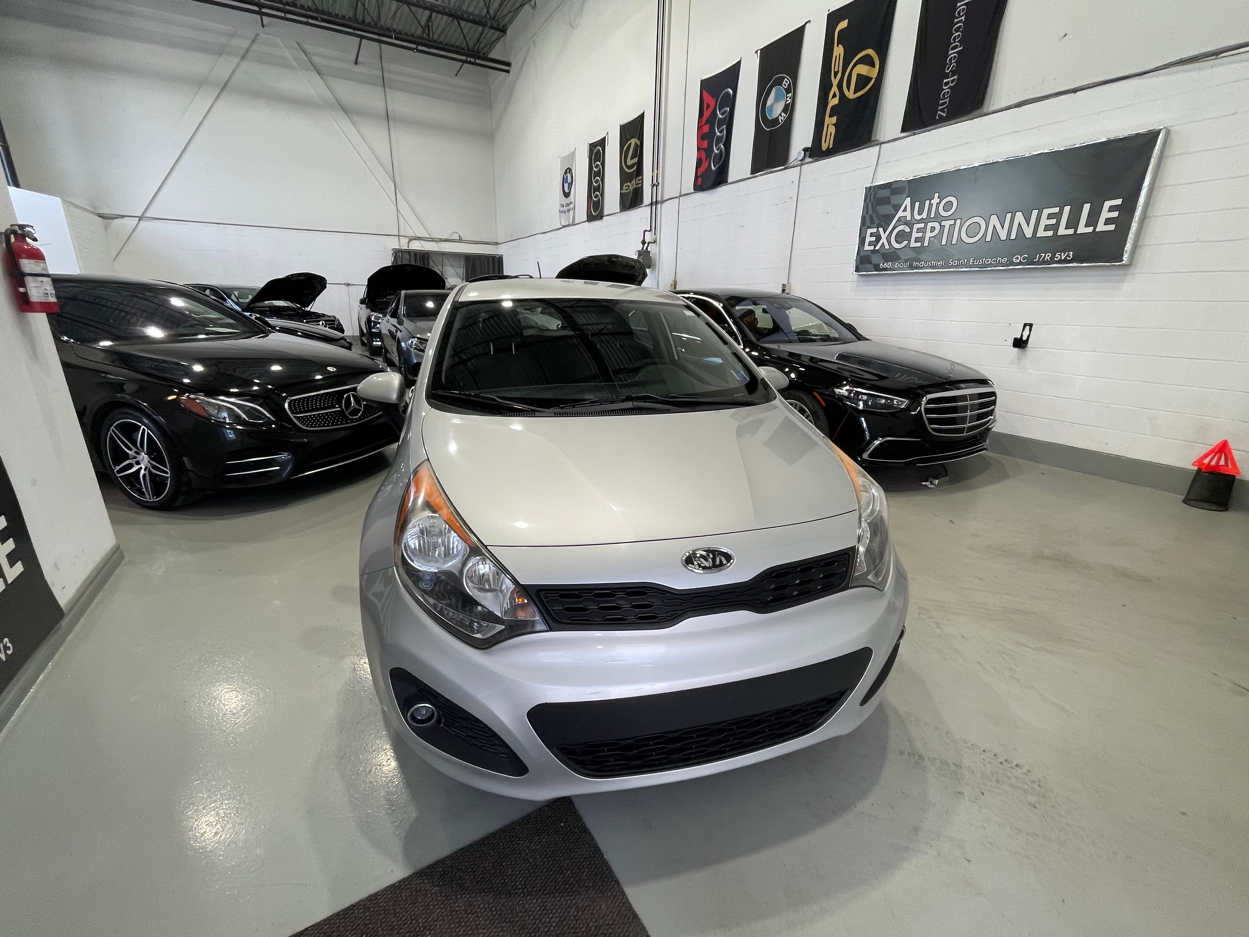 Kia Rio5 2012 - Image 3