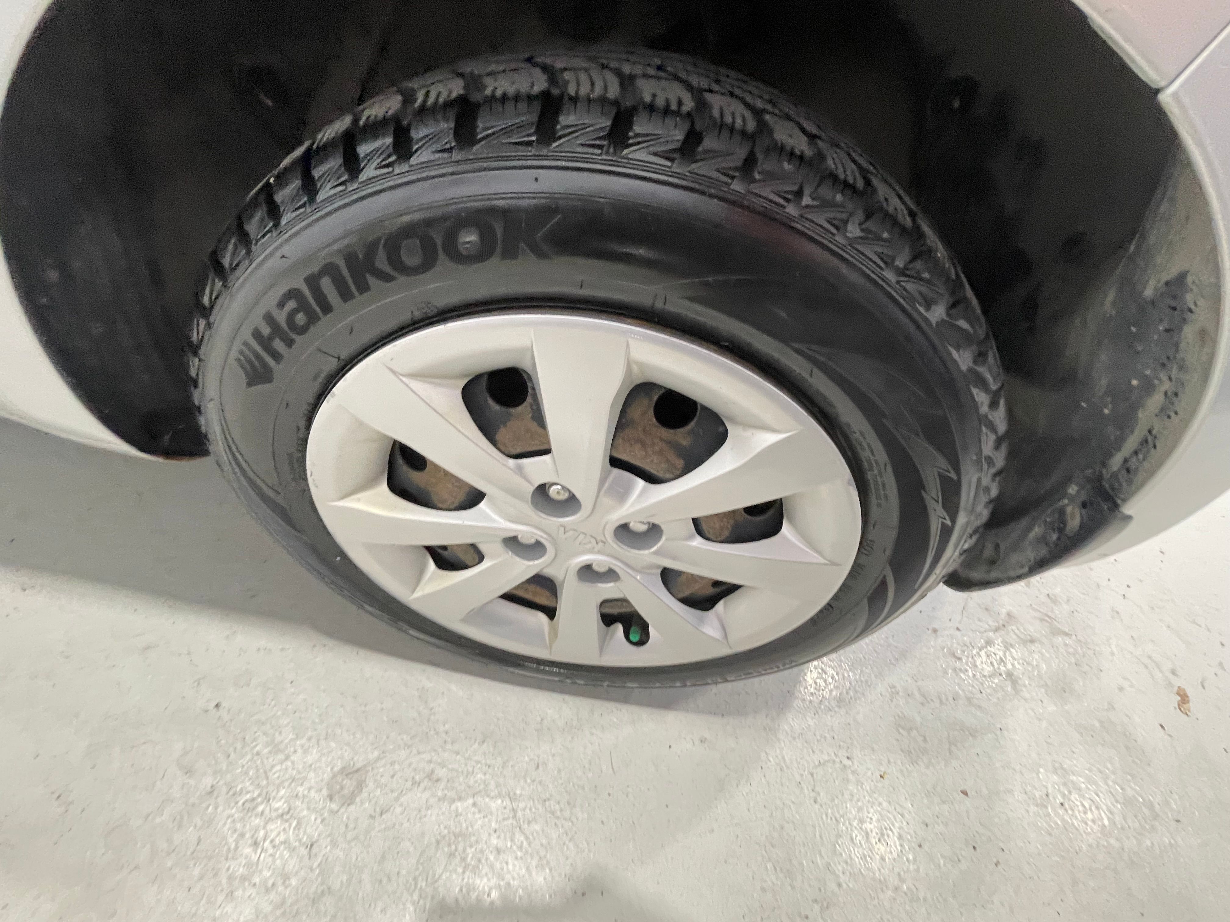 Kia Rio5 2012 - Image 16