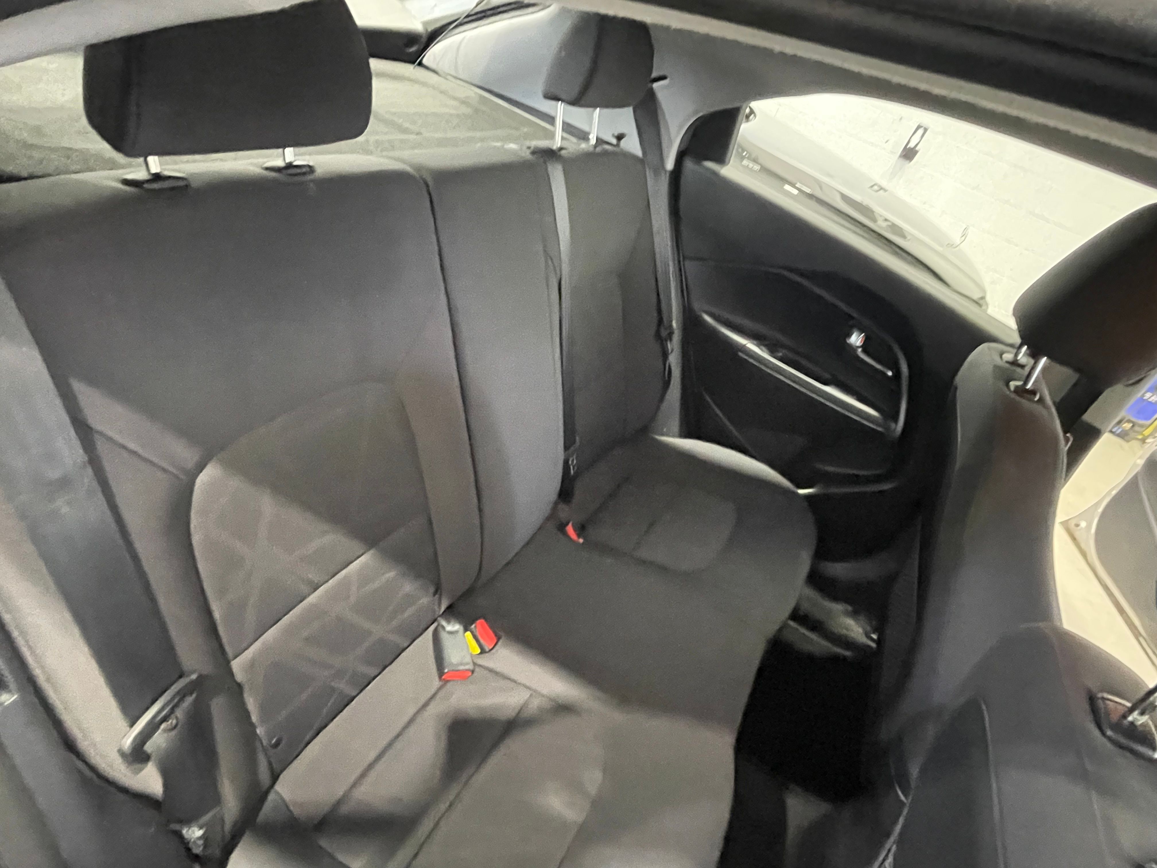 Kia Rio5 2012 - Image 33