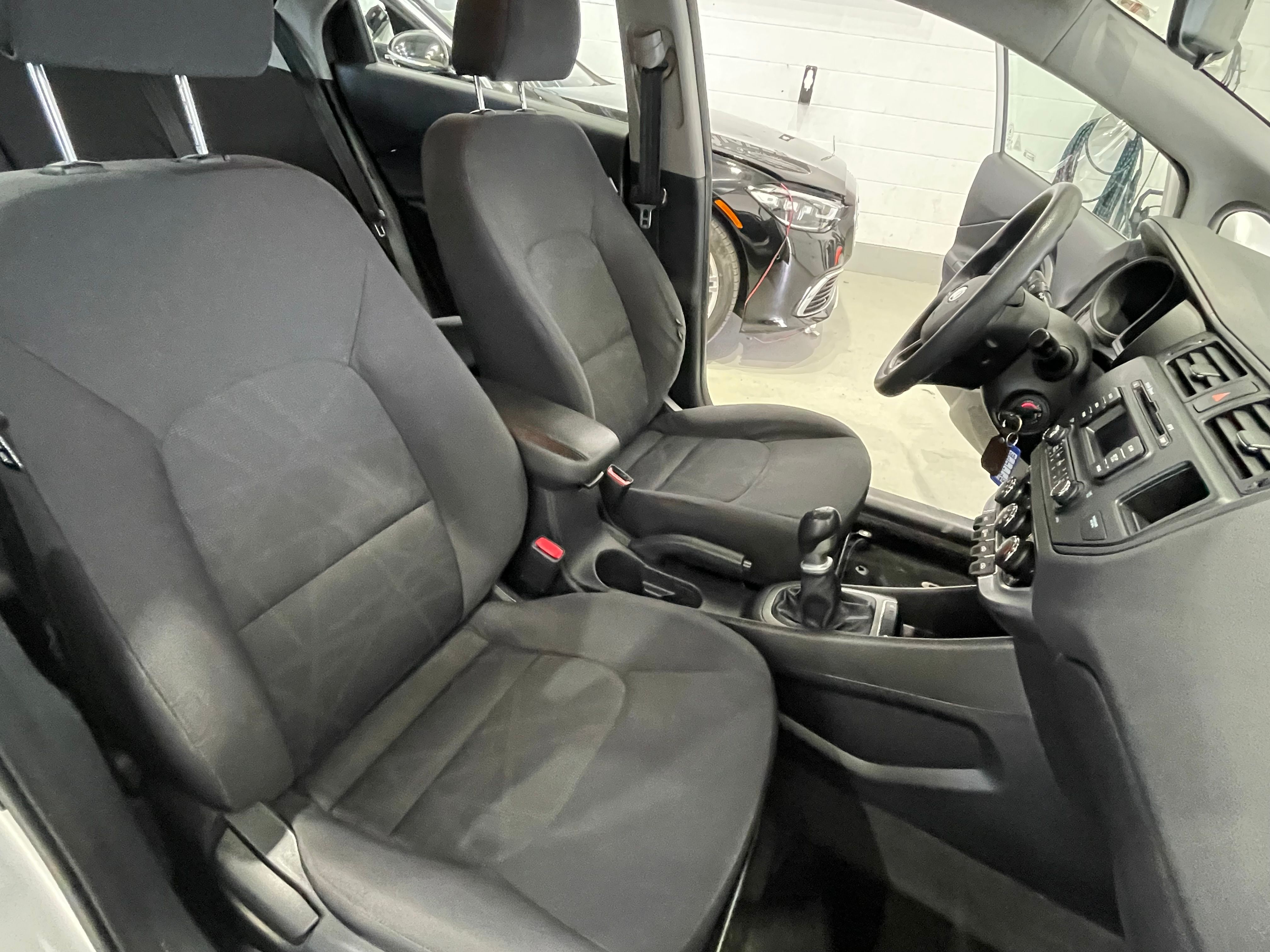 Kia Rio5 2012 - Image 34
