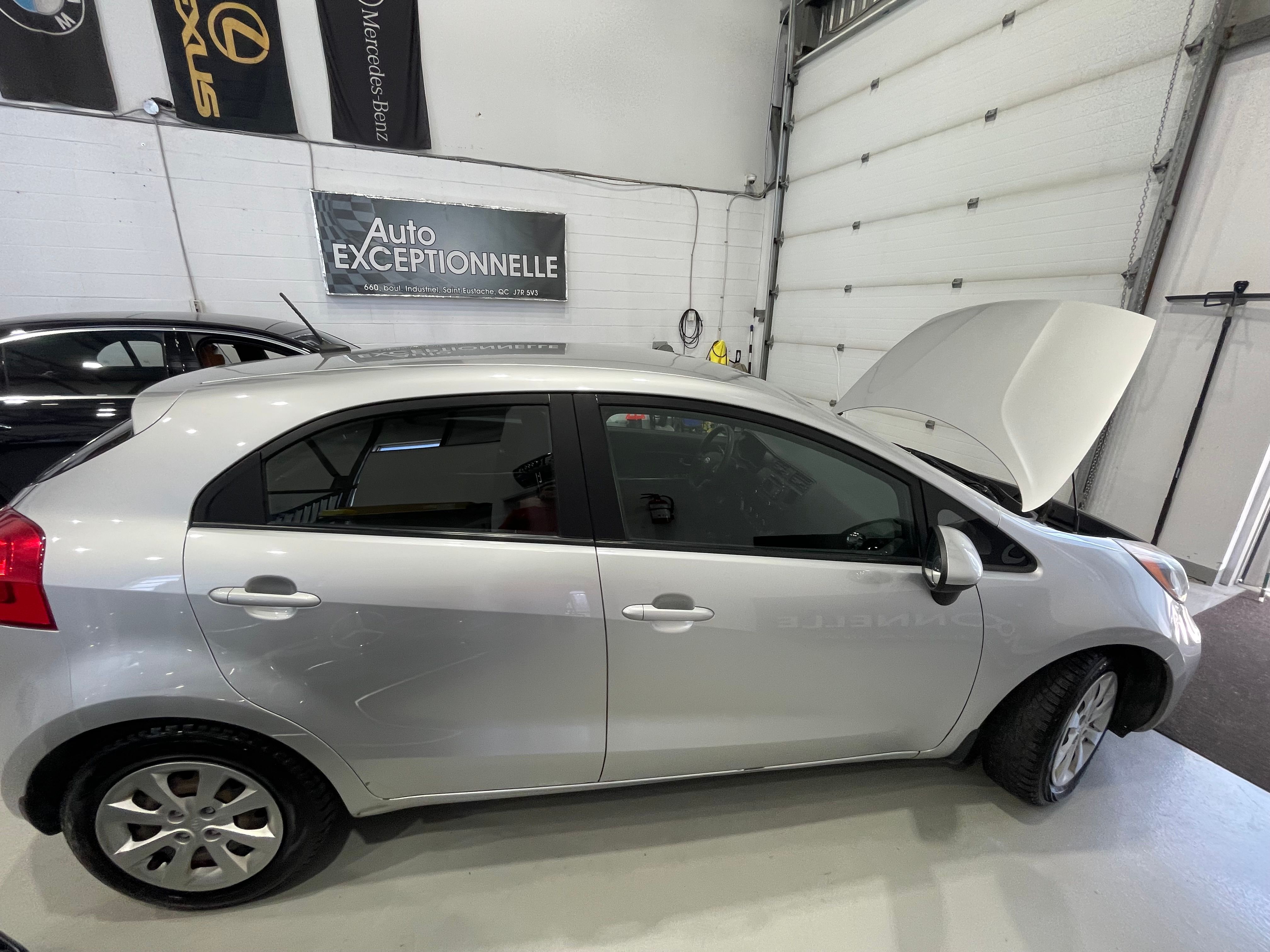 Kia Rio5 2012 - Image 38