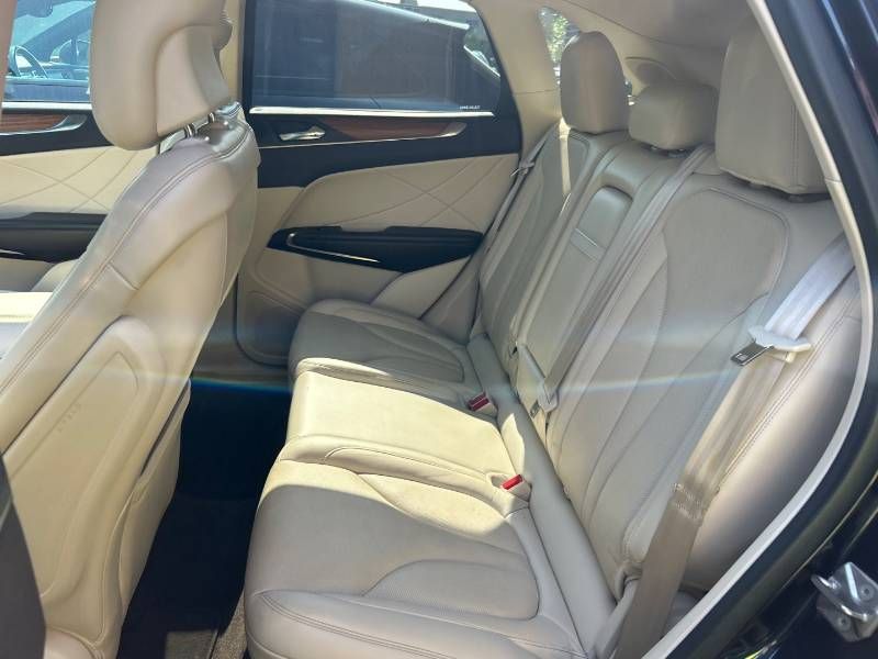 Lincoln MKC 2015 - Image 19