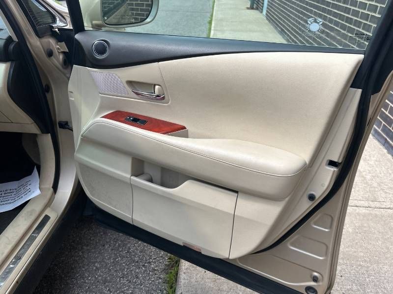 Lexus RX 350 2010 - Image 18